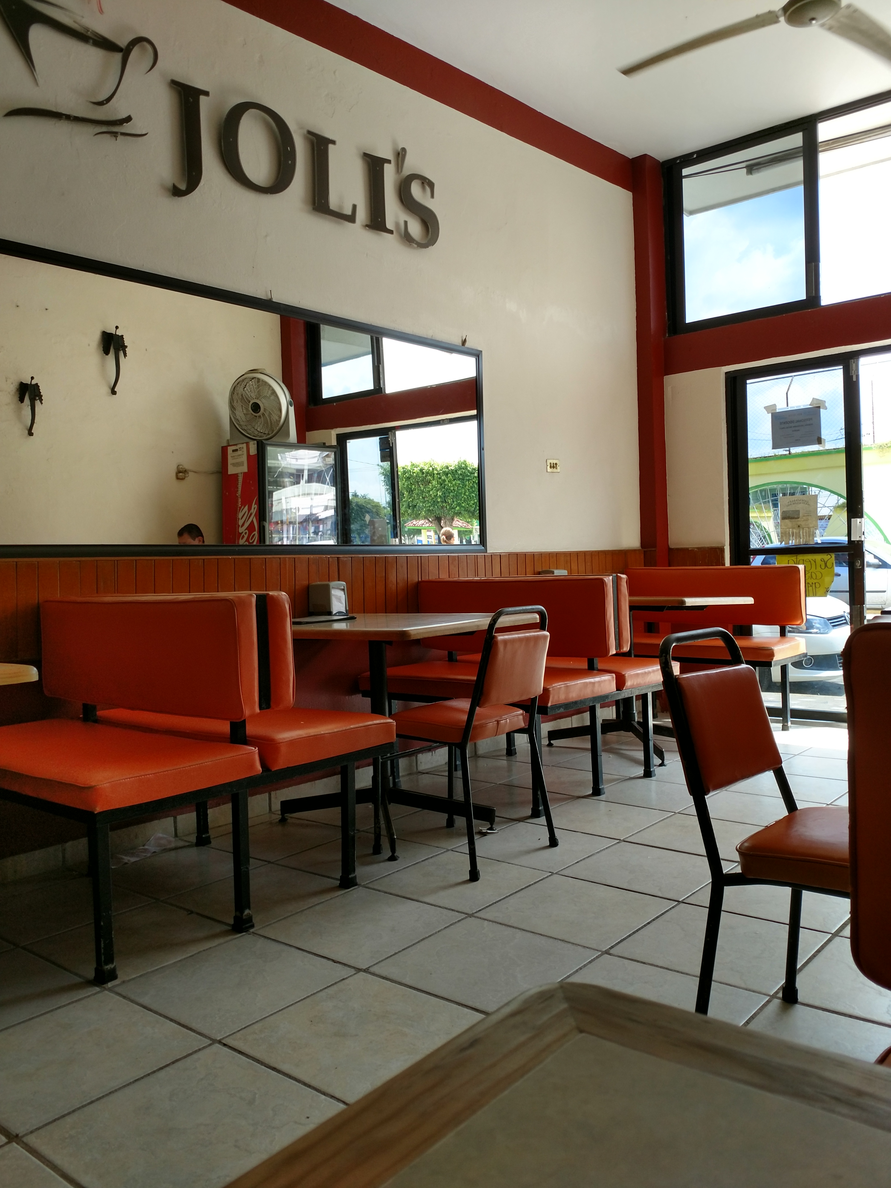 Nevería Joli's image 1