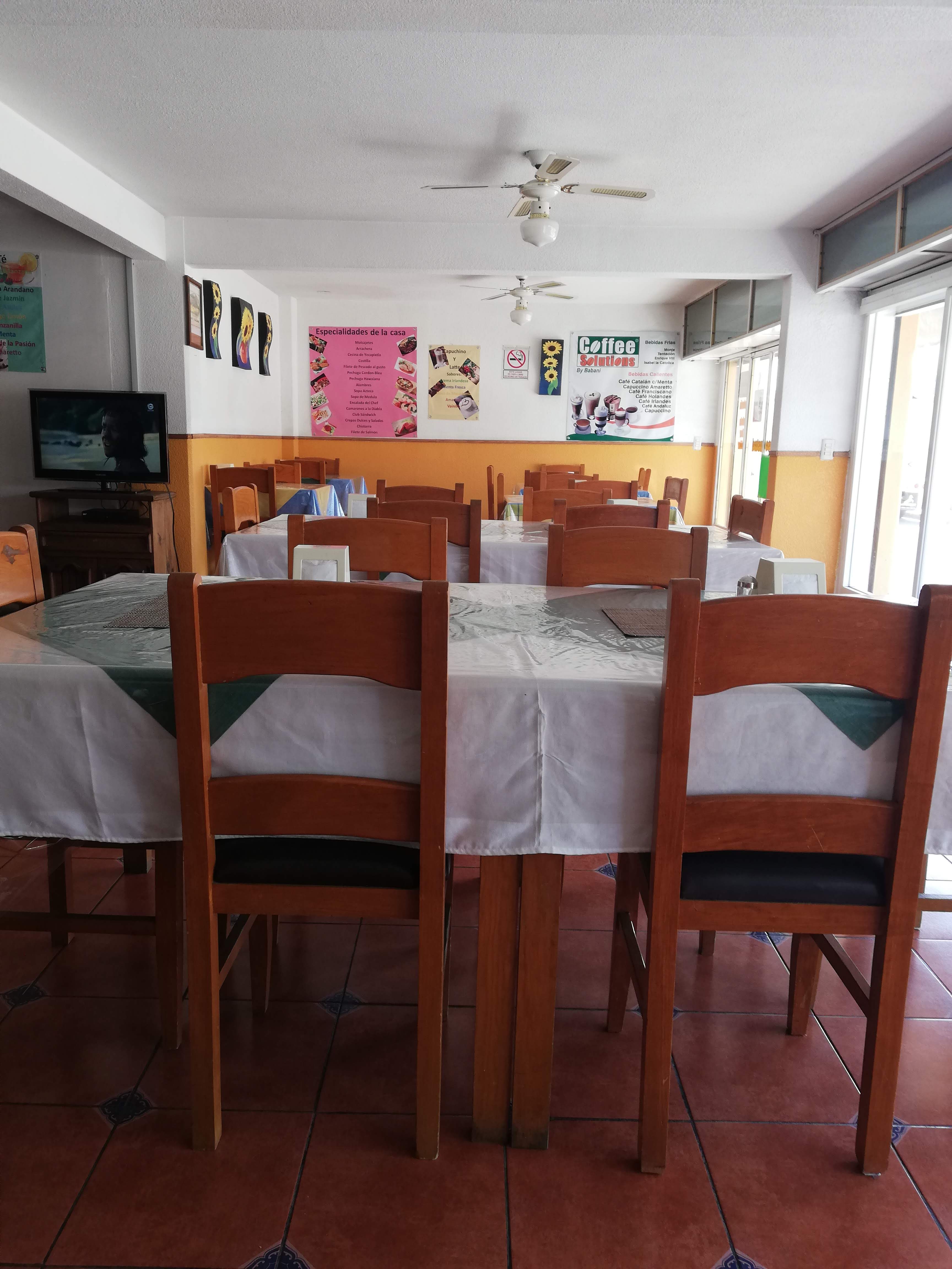 Los Girasoles Restaurante image 3