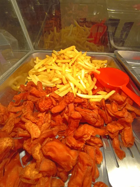 La Frappe Wings & Snacks image 6