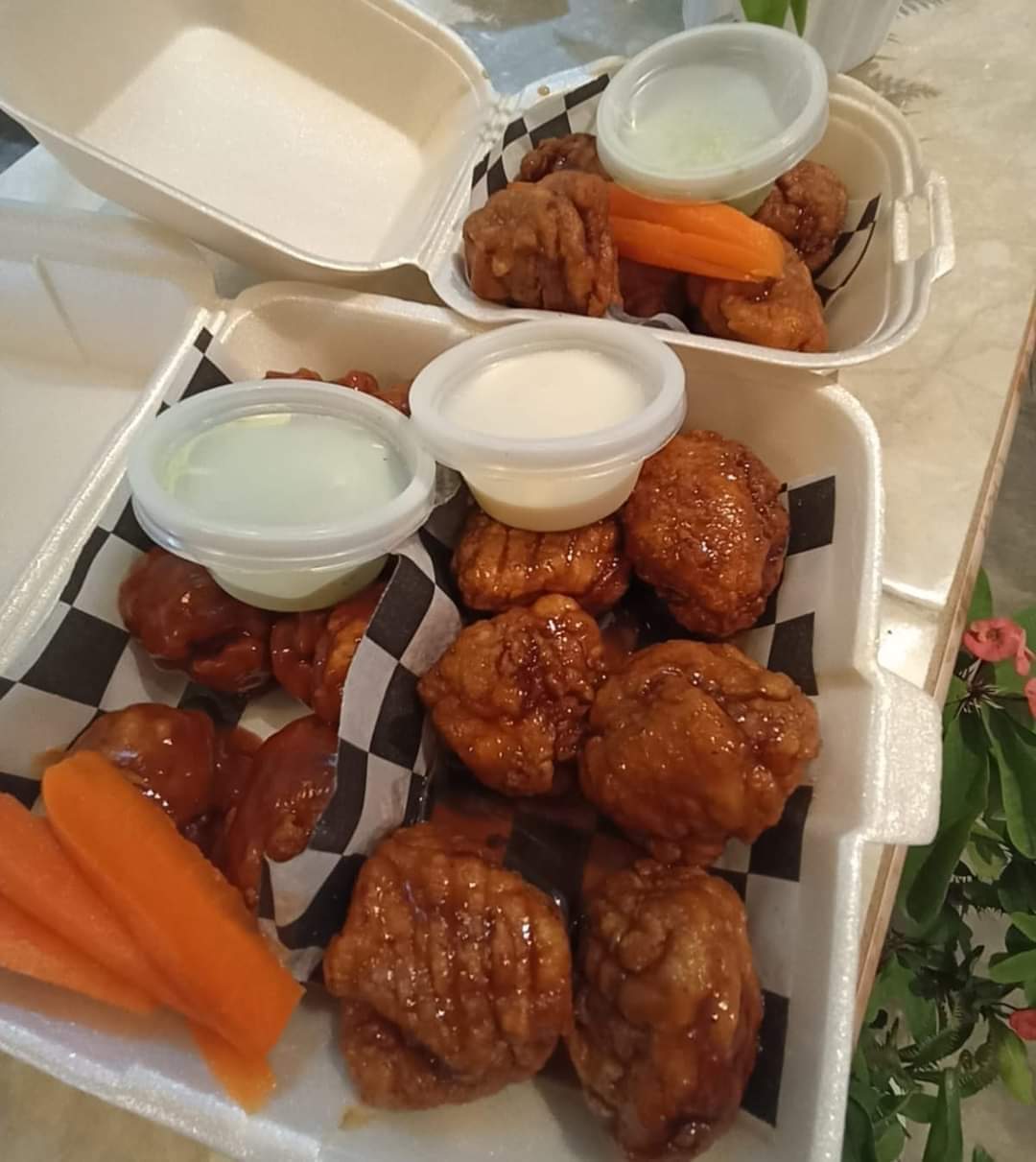La Frappe Wings & Snacks image 7