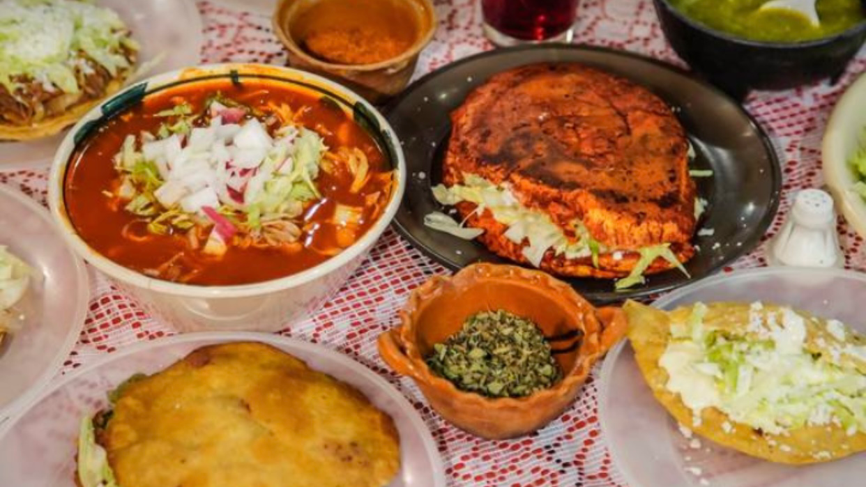 Antojitos Mexicanos Mary image 2