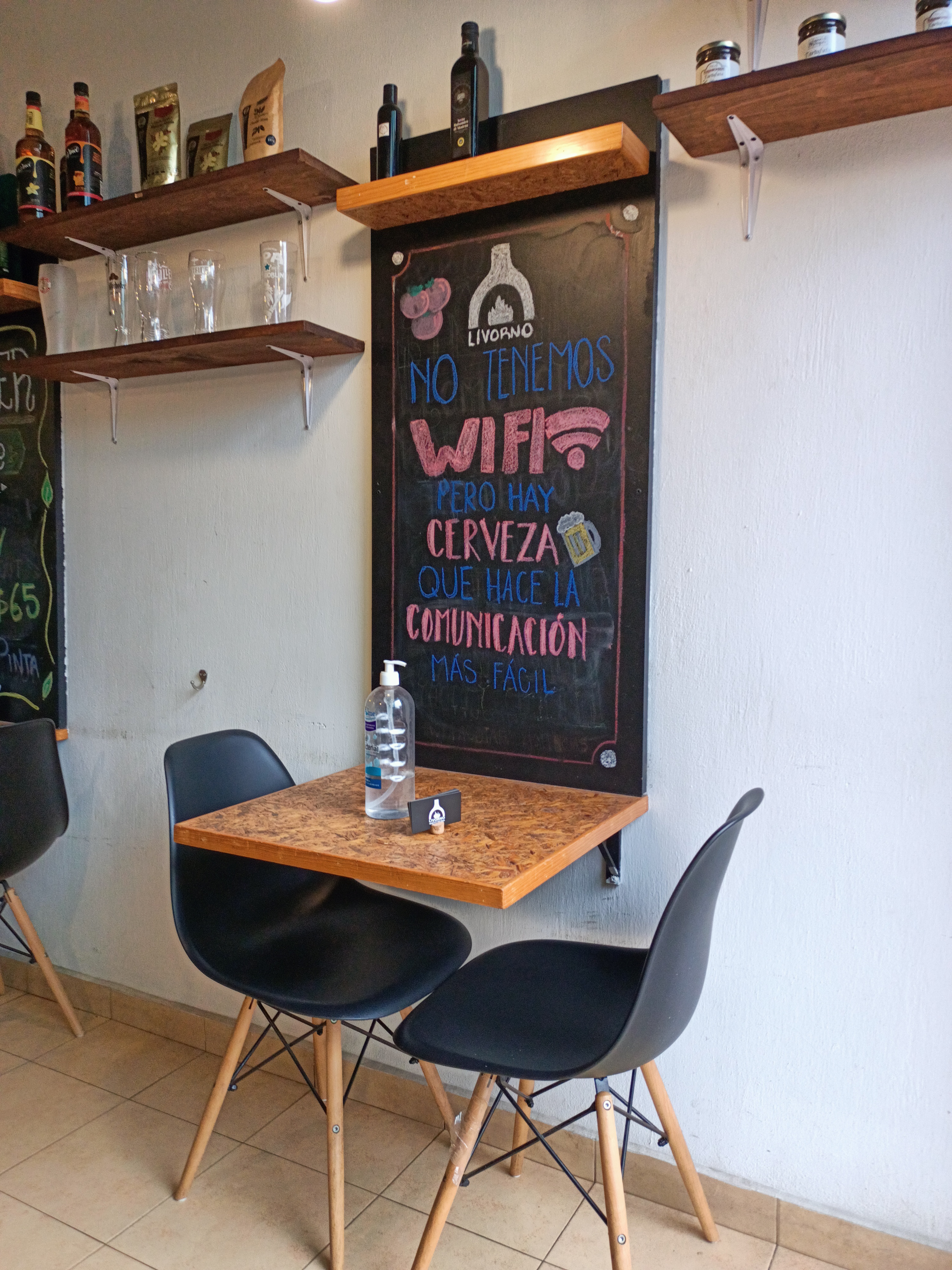 Livorno Bistro image 4