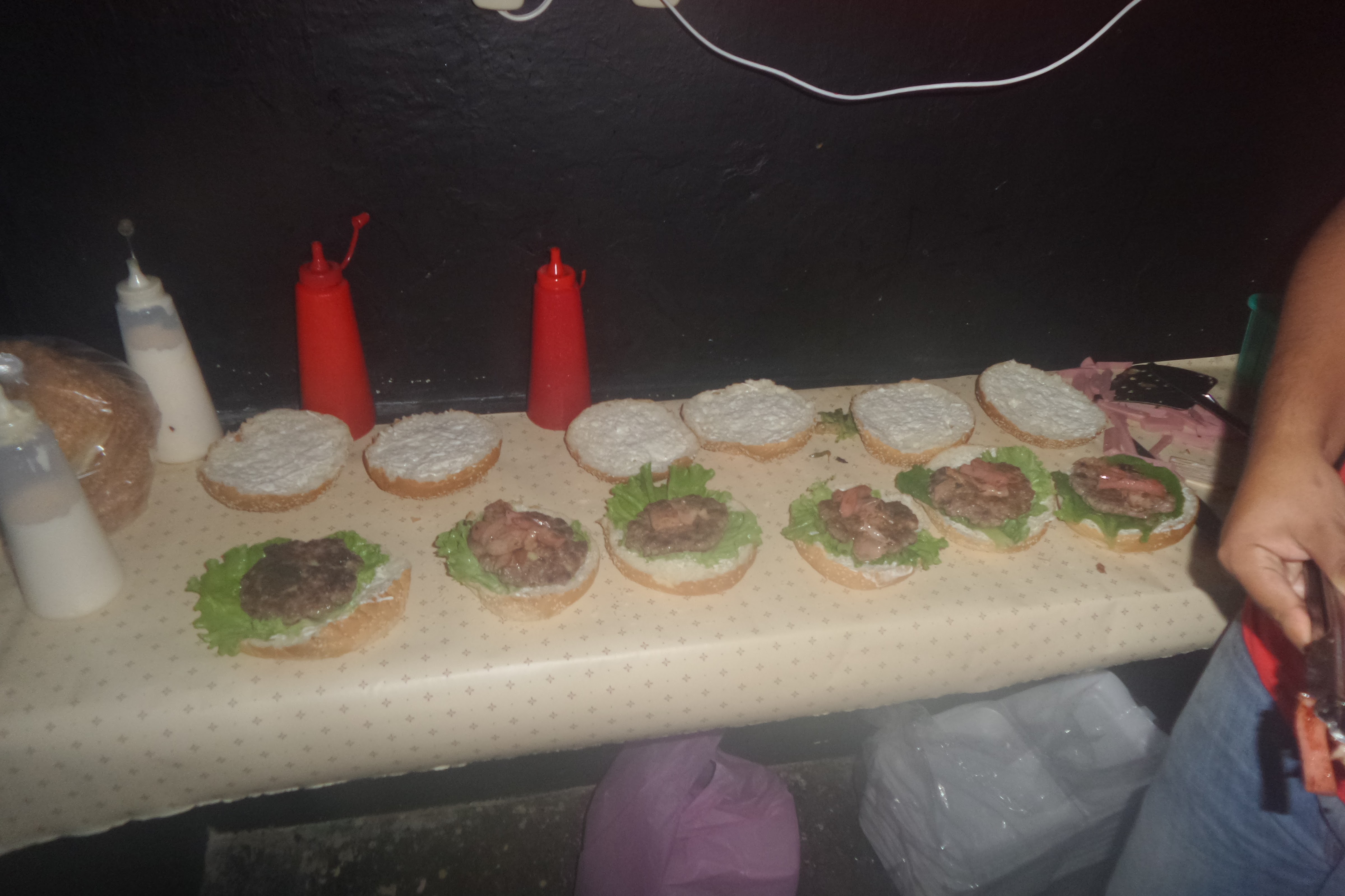 El Aeropuerto image 2