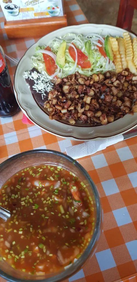 La Jaiba Loca image 7