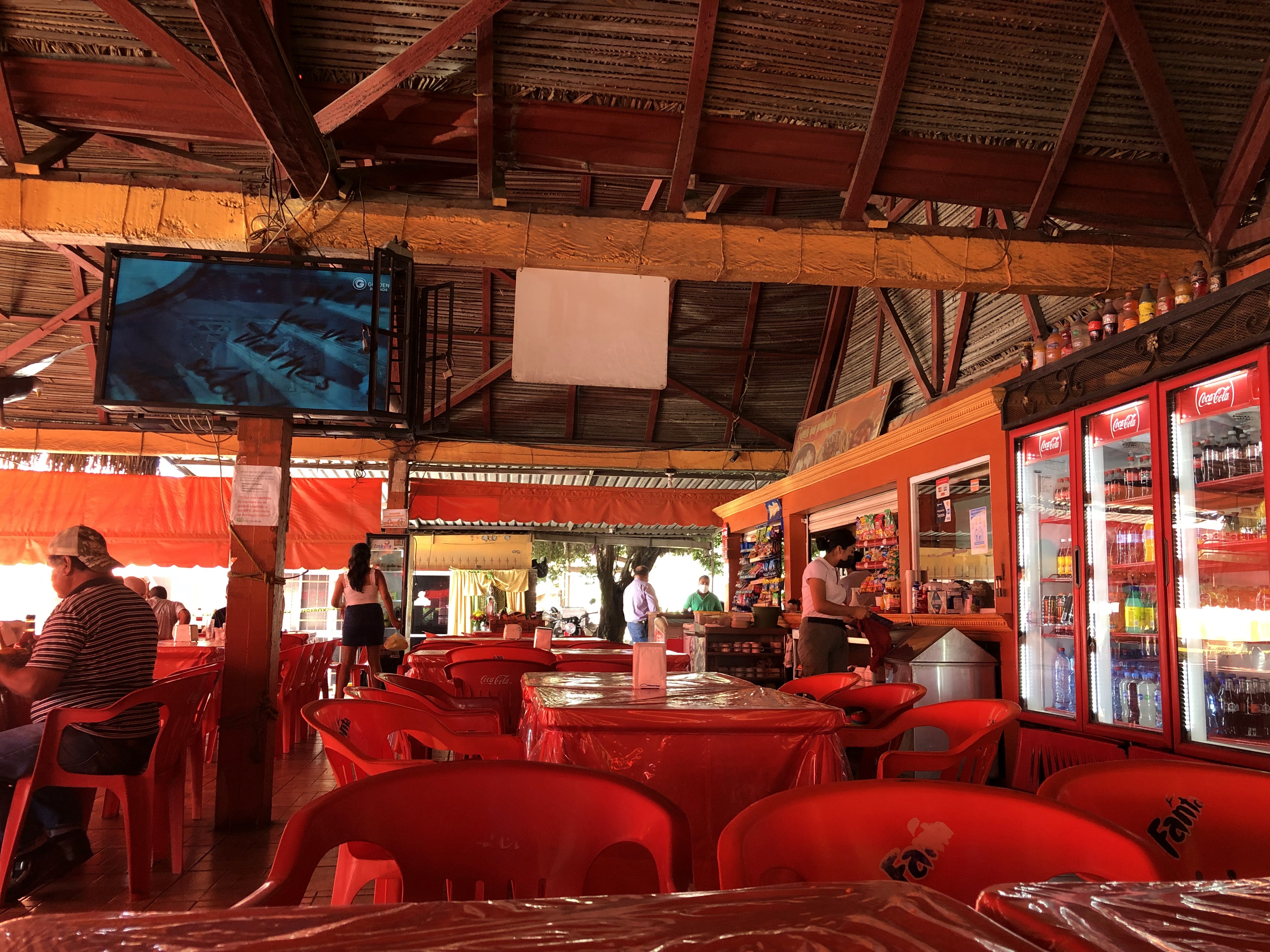 POLLOS LOS REYES image 3