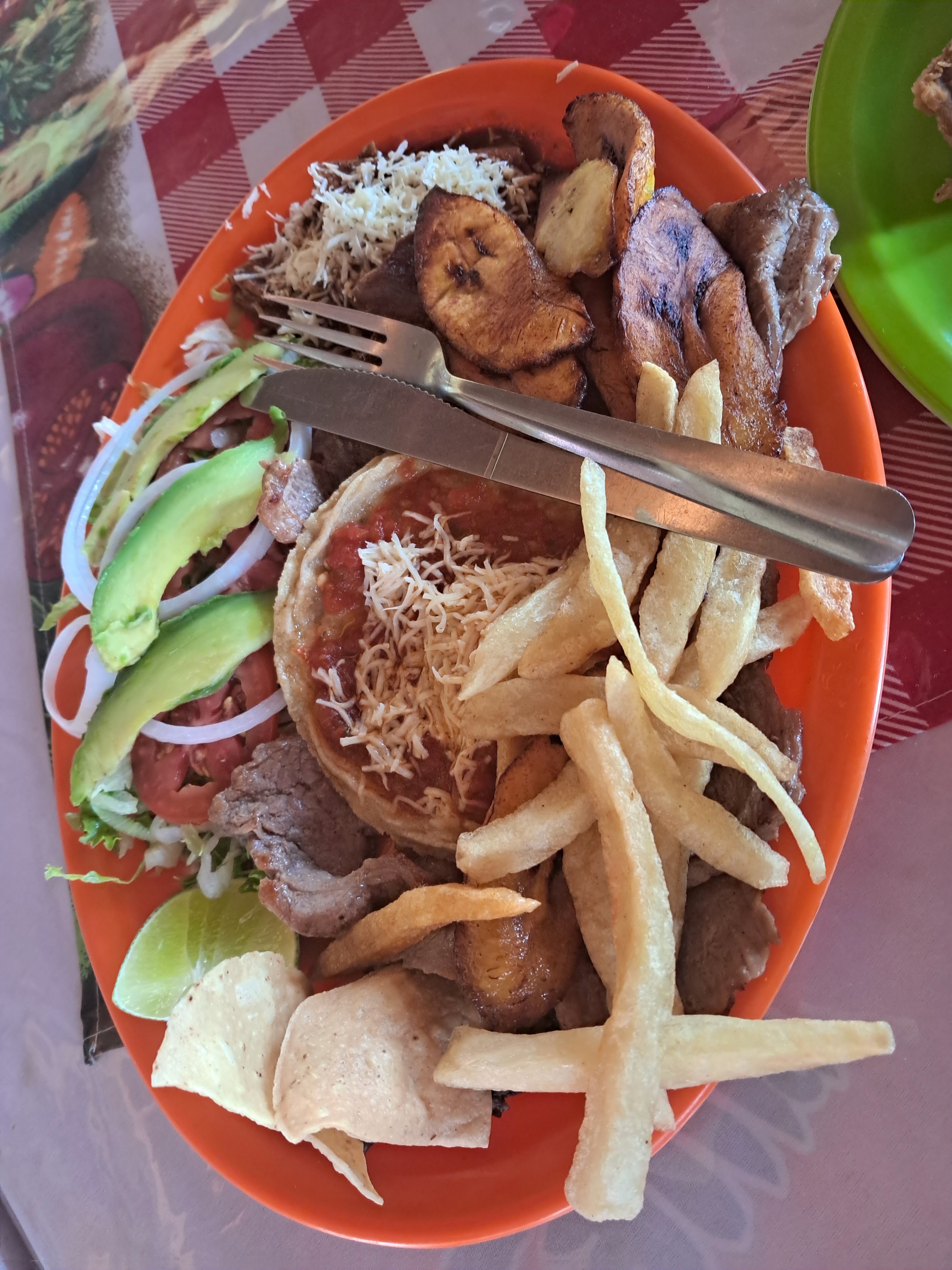 POLLOS LOS REYES image 6