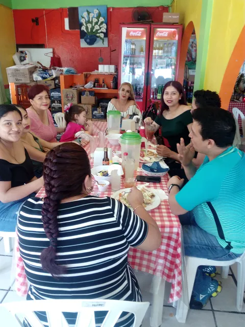 Mariscos Popeye image 3