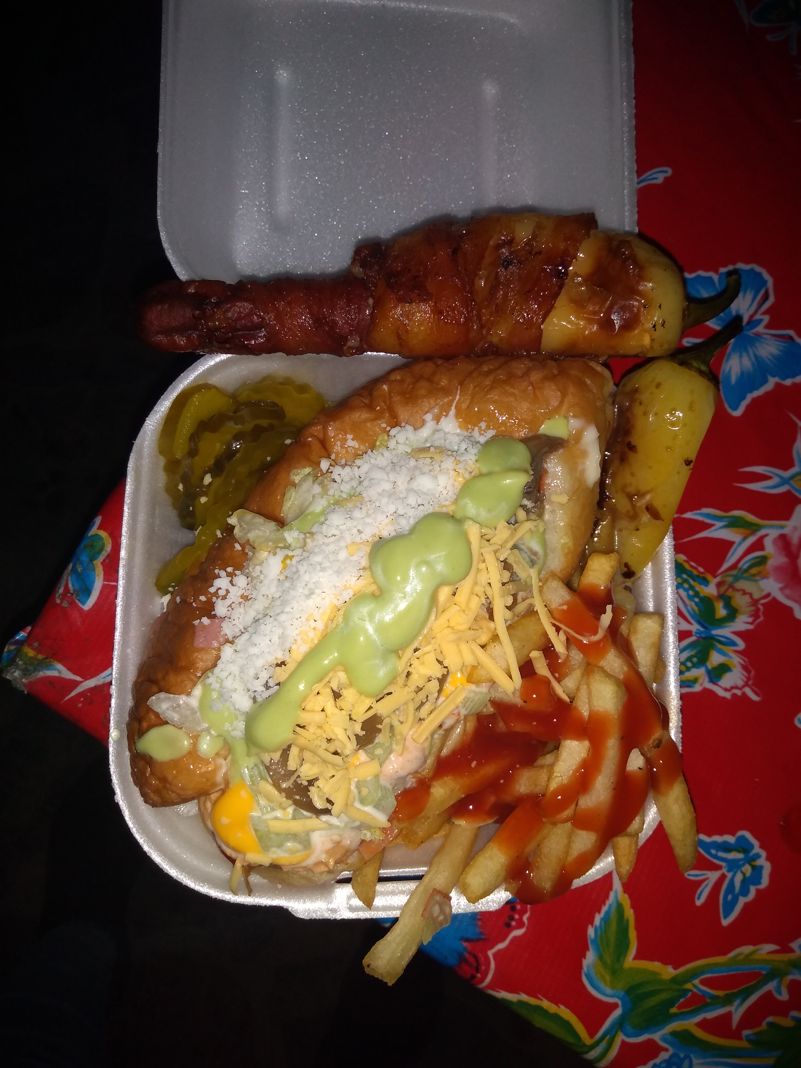 Hot dog's "El Pollo" image 3