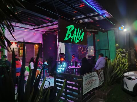 BALÚ BAR image 3