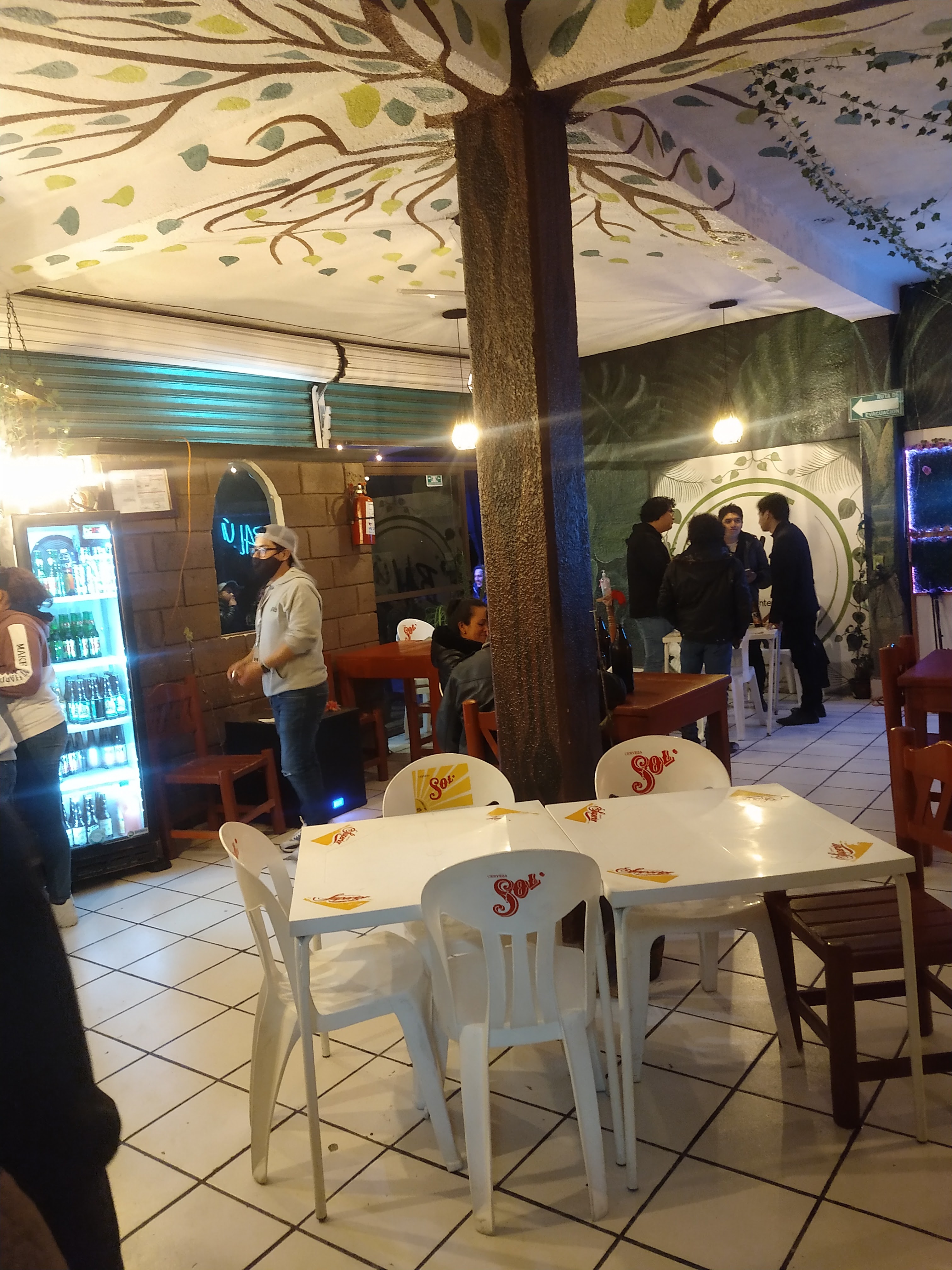 BALÚ BAR image 6