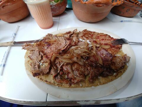 "Doña Agus" Huaraches Y Quesadillas image 2