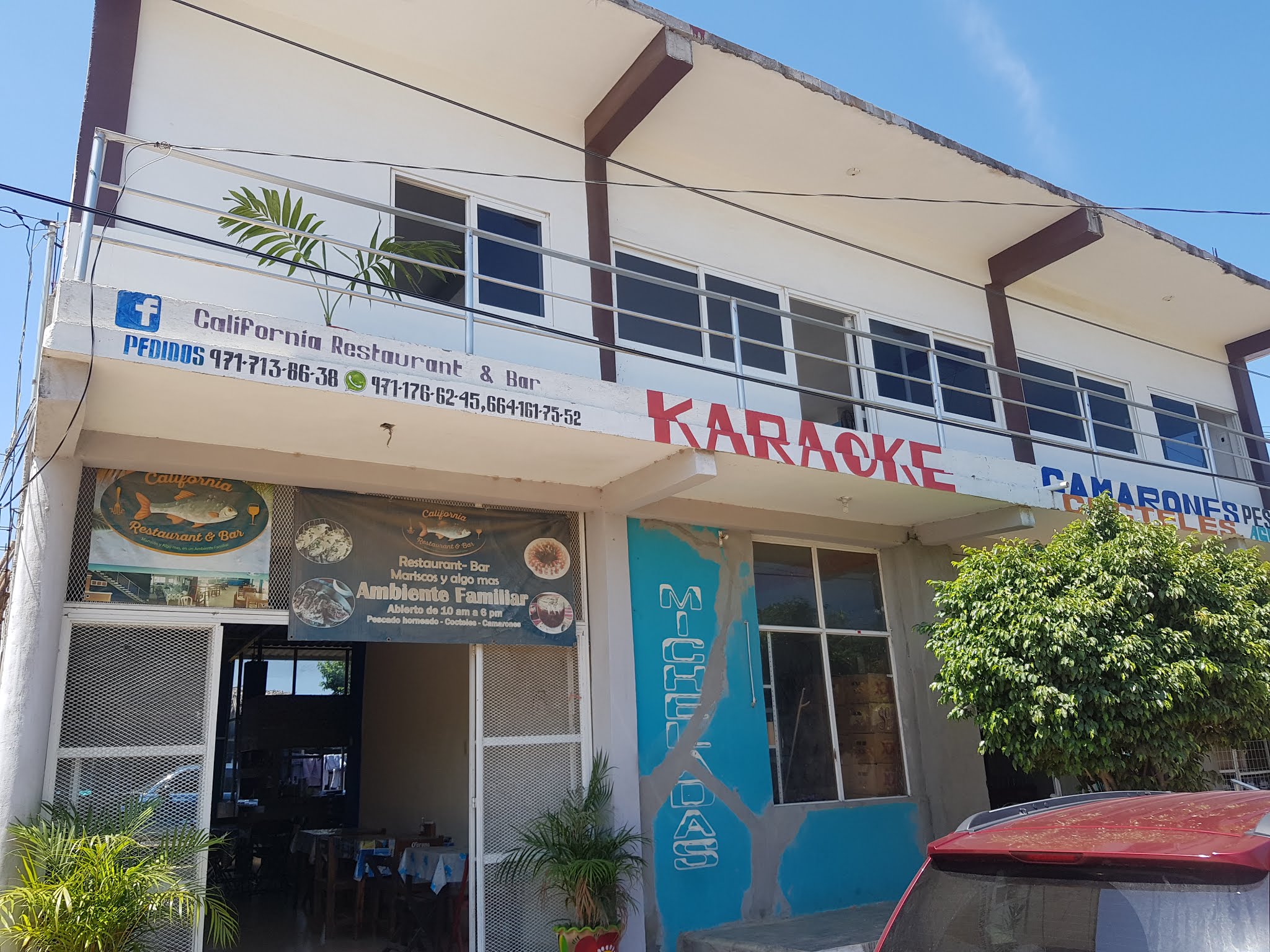 California Restaurante & Bar image 1