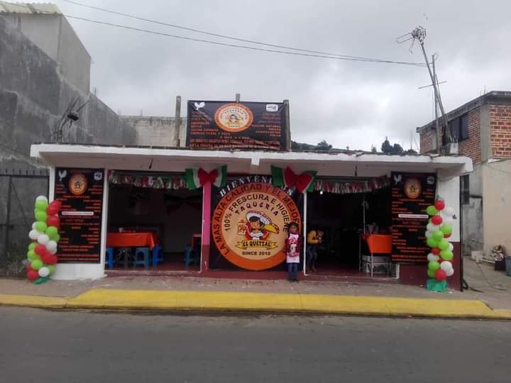 TAQUERIA "EL QUETZAL" image 2