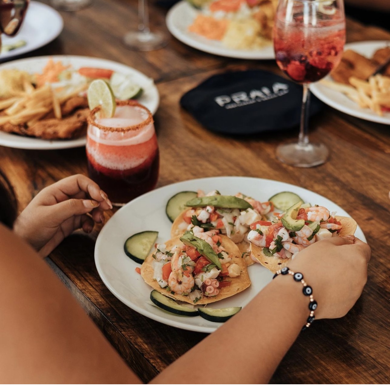 PRAIA Restaurant & beach bar image 3