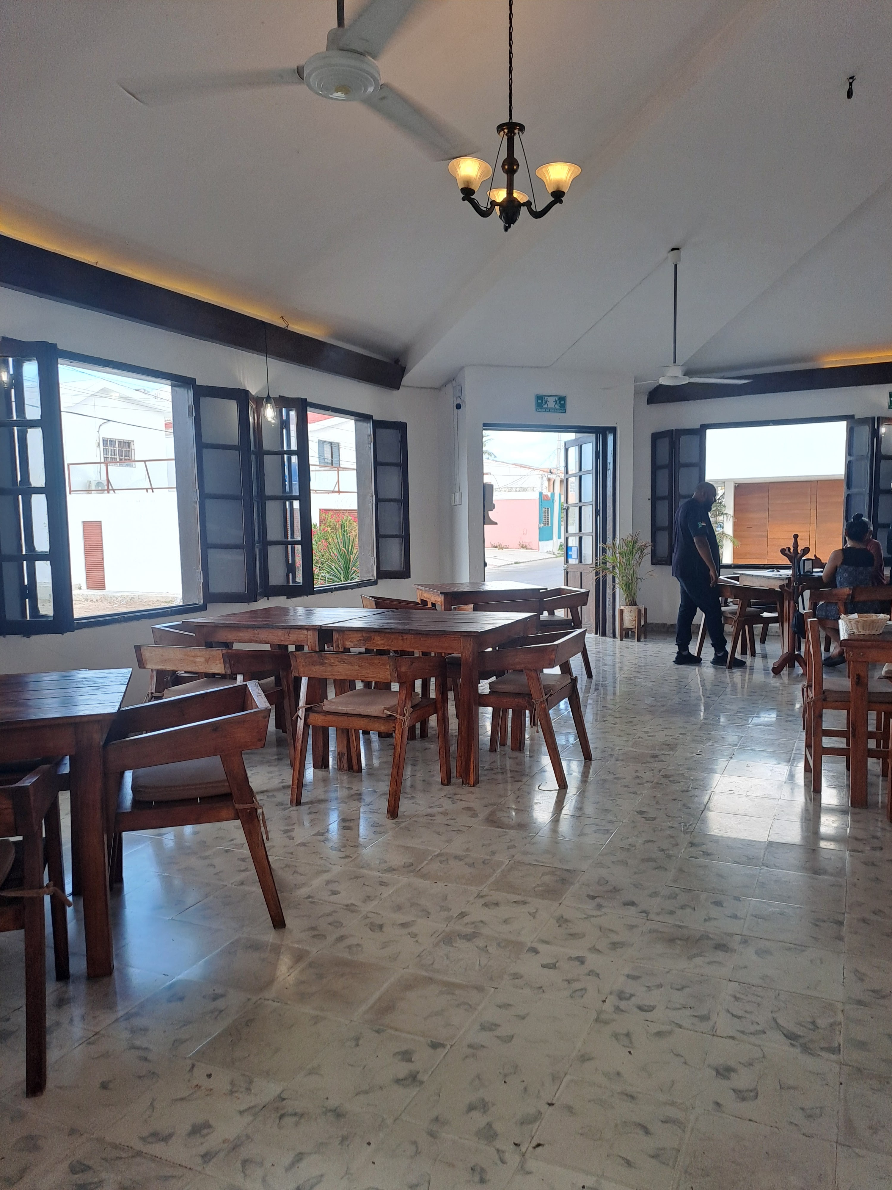 Villa Restaurante Seafood & Grill Progreso image 10