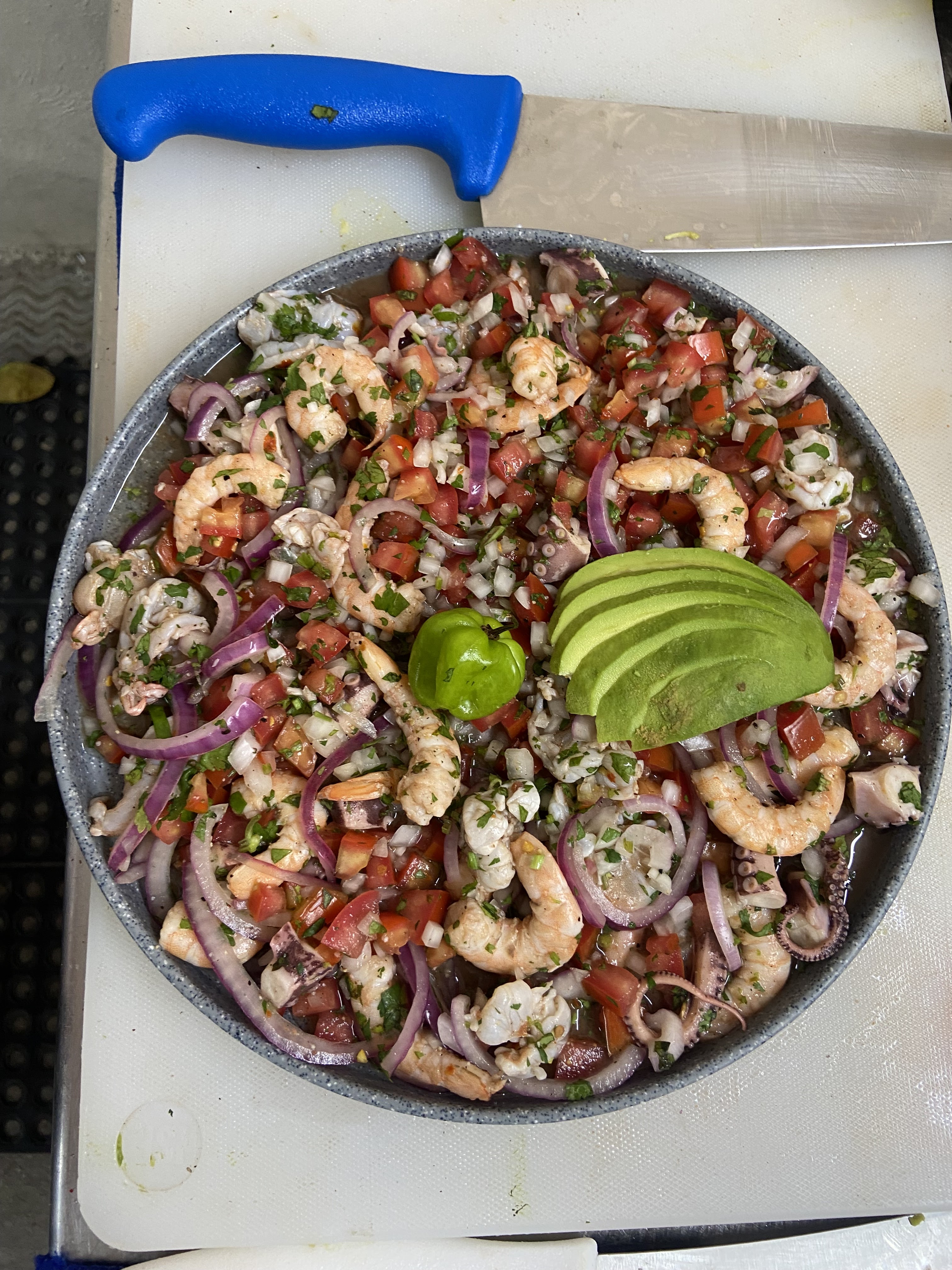 Algo Bueno Seafood & Good Vibes image 4