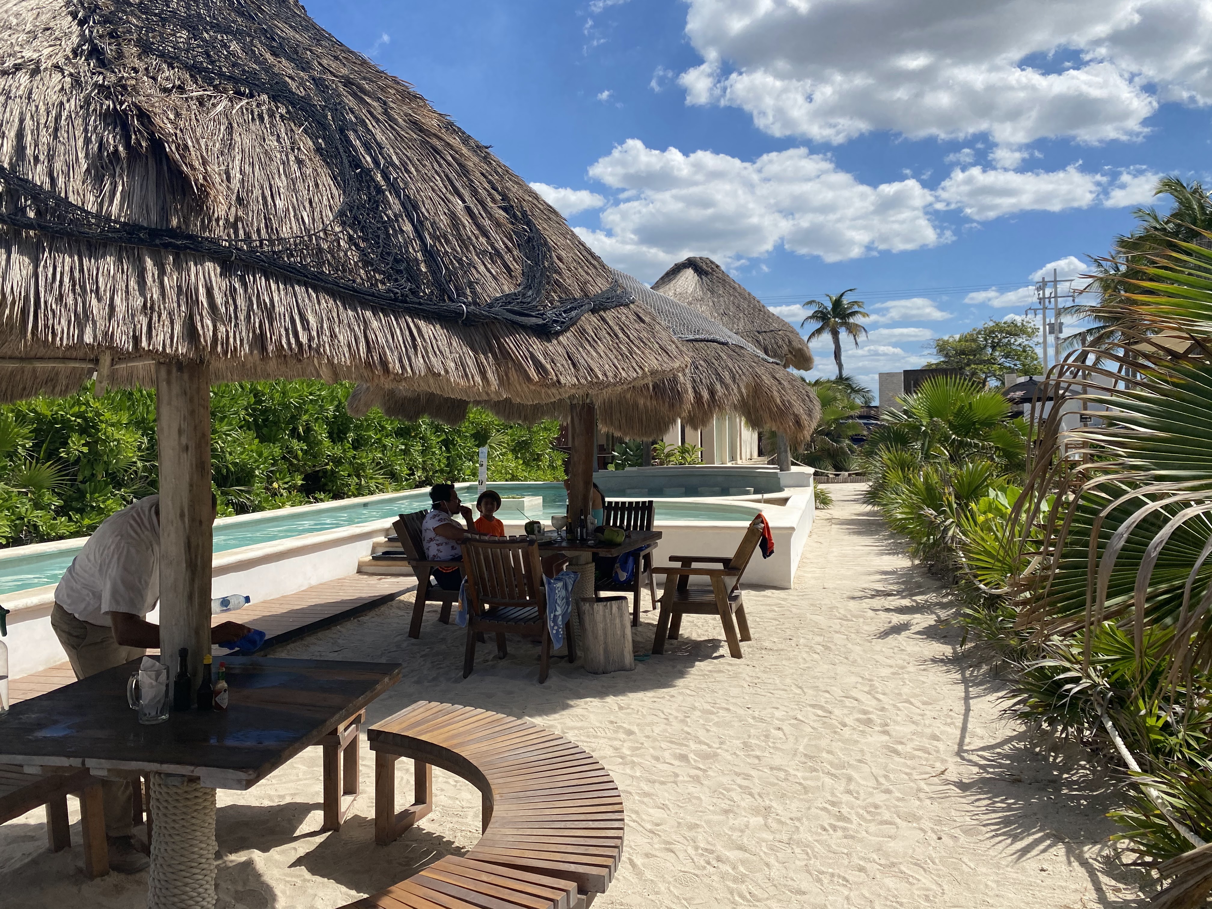 Playa Bonita Restaurante & Beach Club image 1