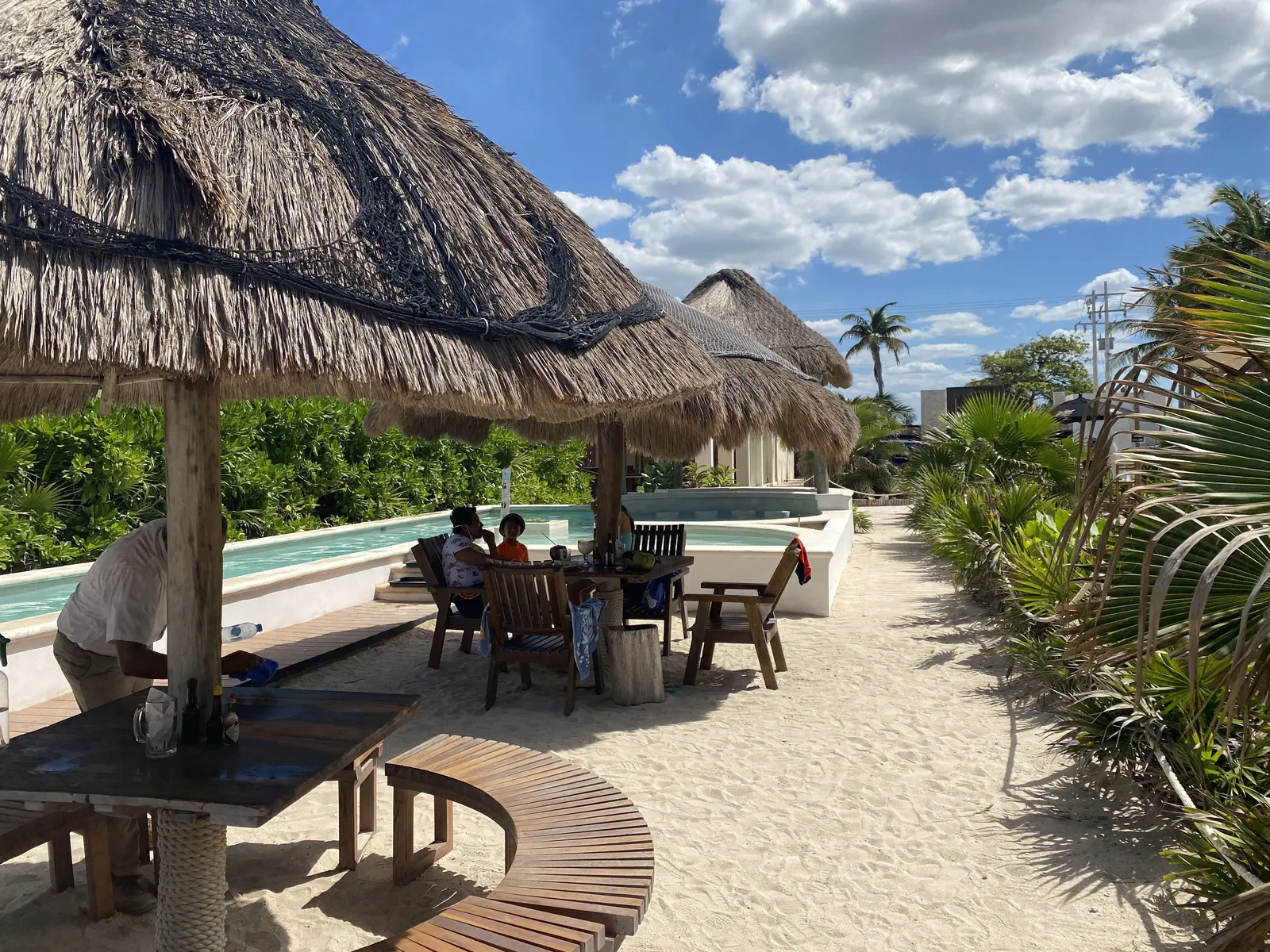 Playa Bonita Restaurante & Beach Club image 1