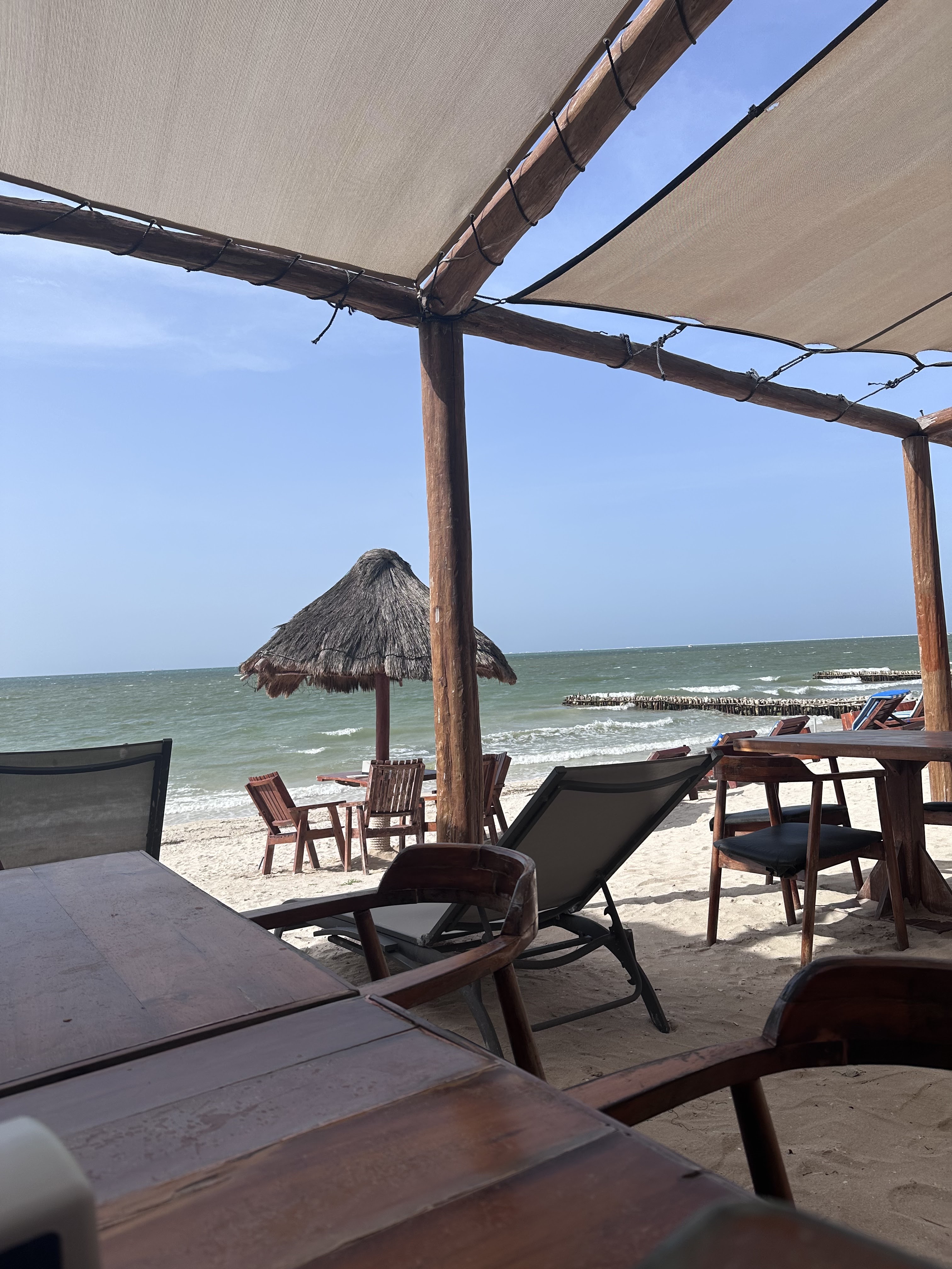 Playa Bonita Restaurante & Beach Club image 4