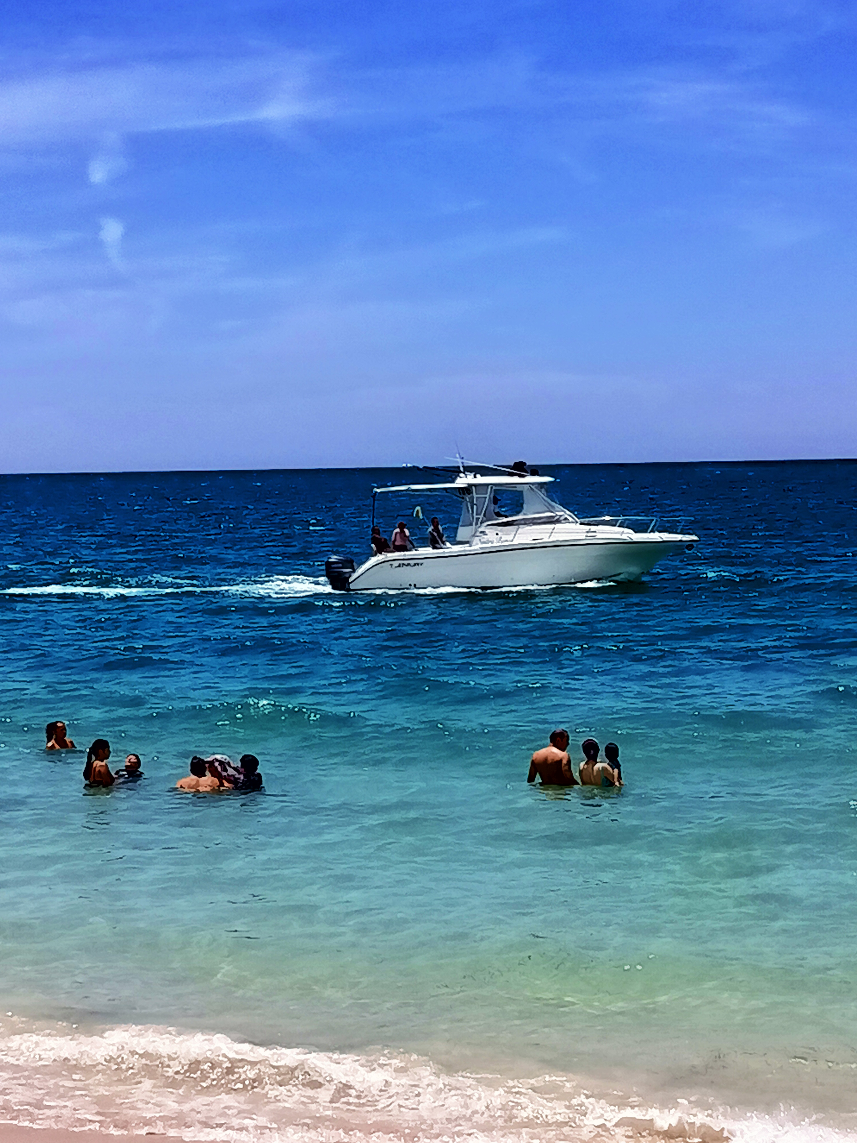 Playa Bonita Restaurante & Beach Club image 9