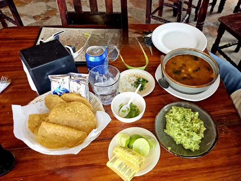 Remos Restaurant image 2