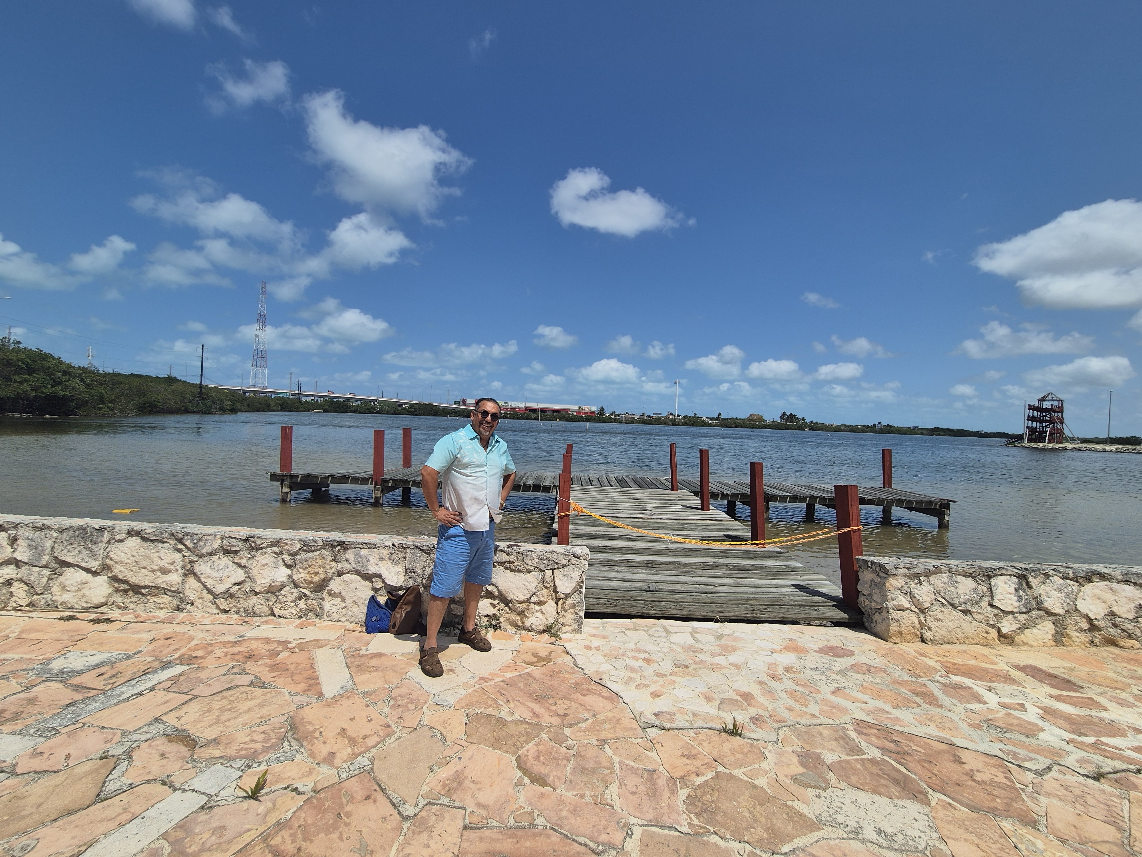 Remos Restaurant image 5