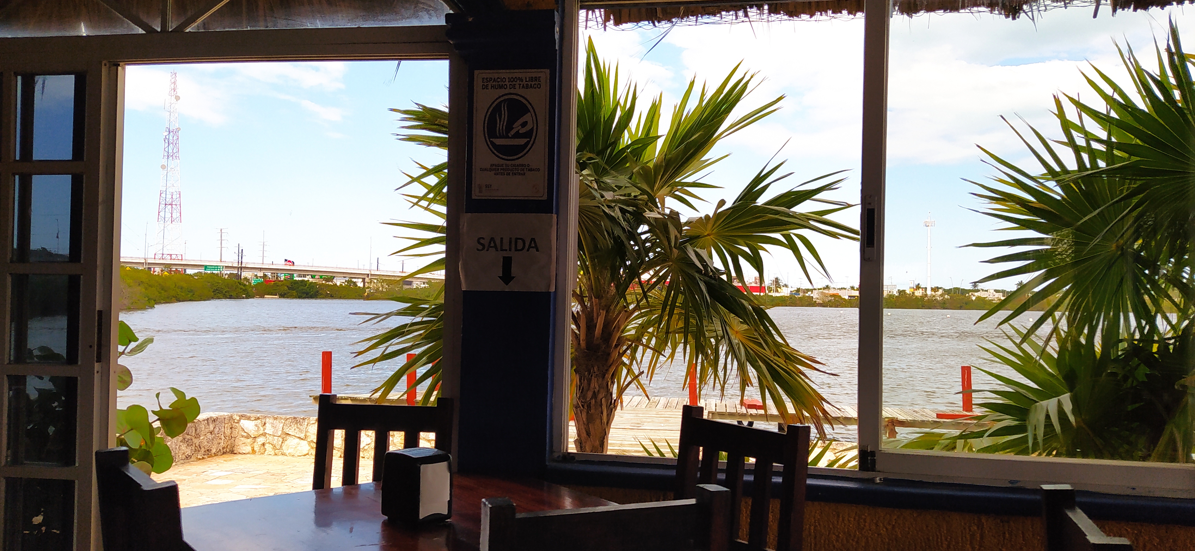 Remos Restaurant image 7