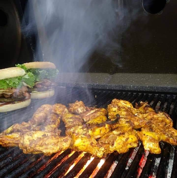 Hamburguesas El Fogoncito image 7