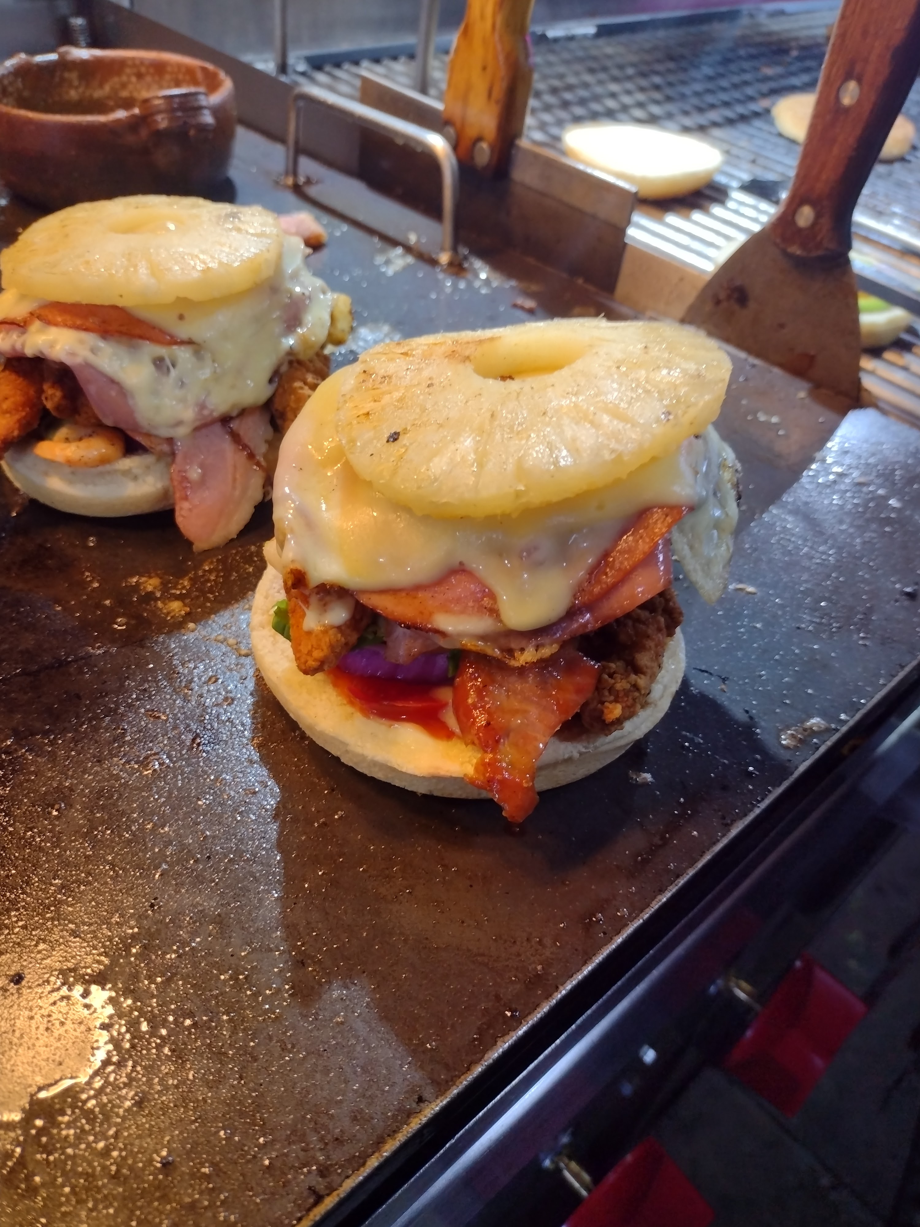 Hamburguesas El Fogoncito image 10