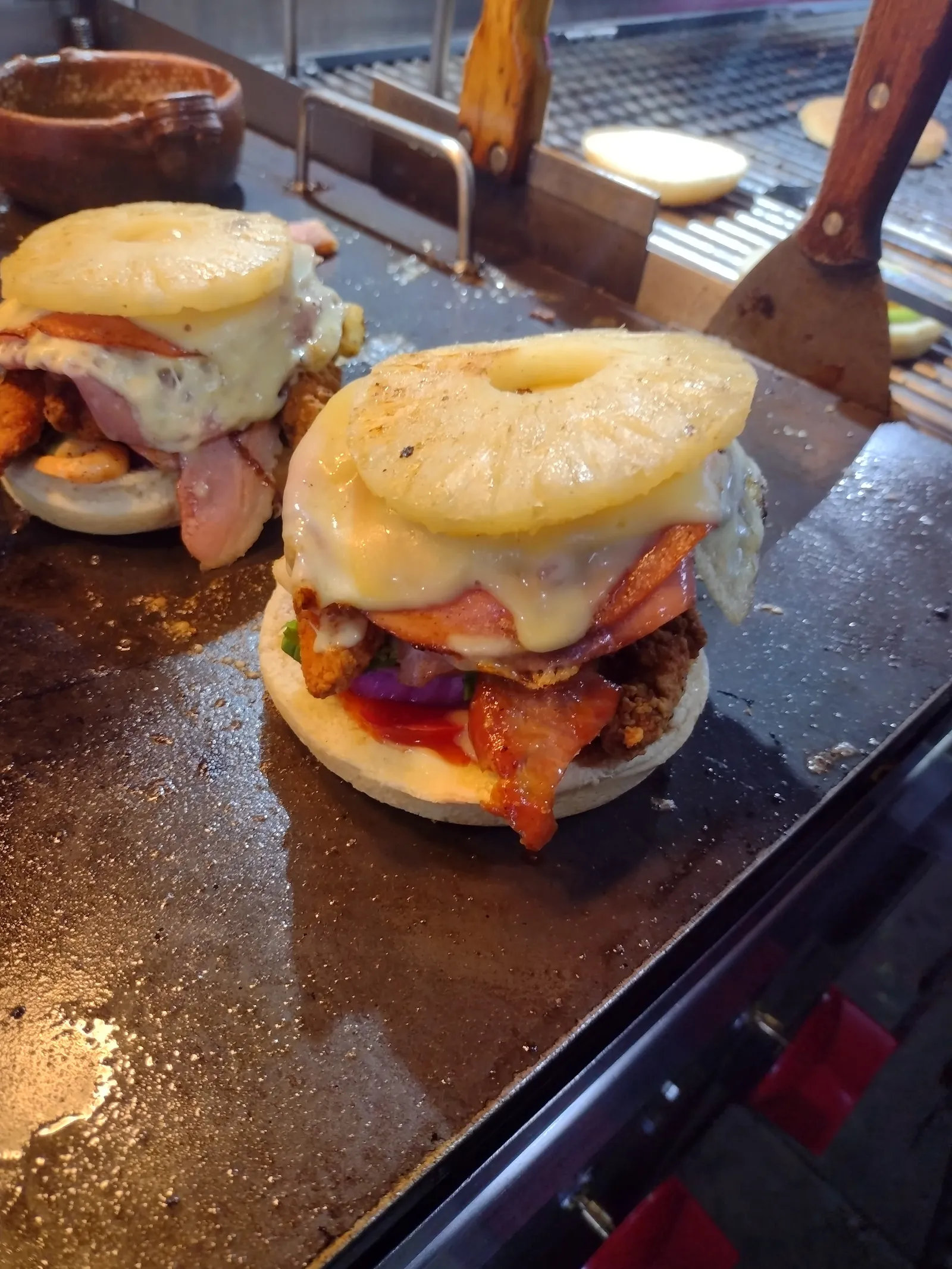 Hamburguesas El Fogoncito image 10
