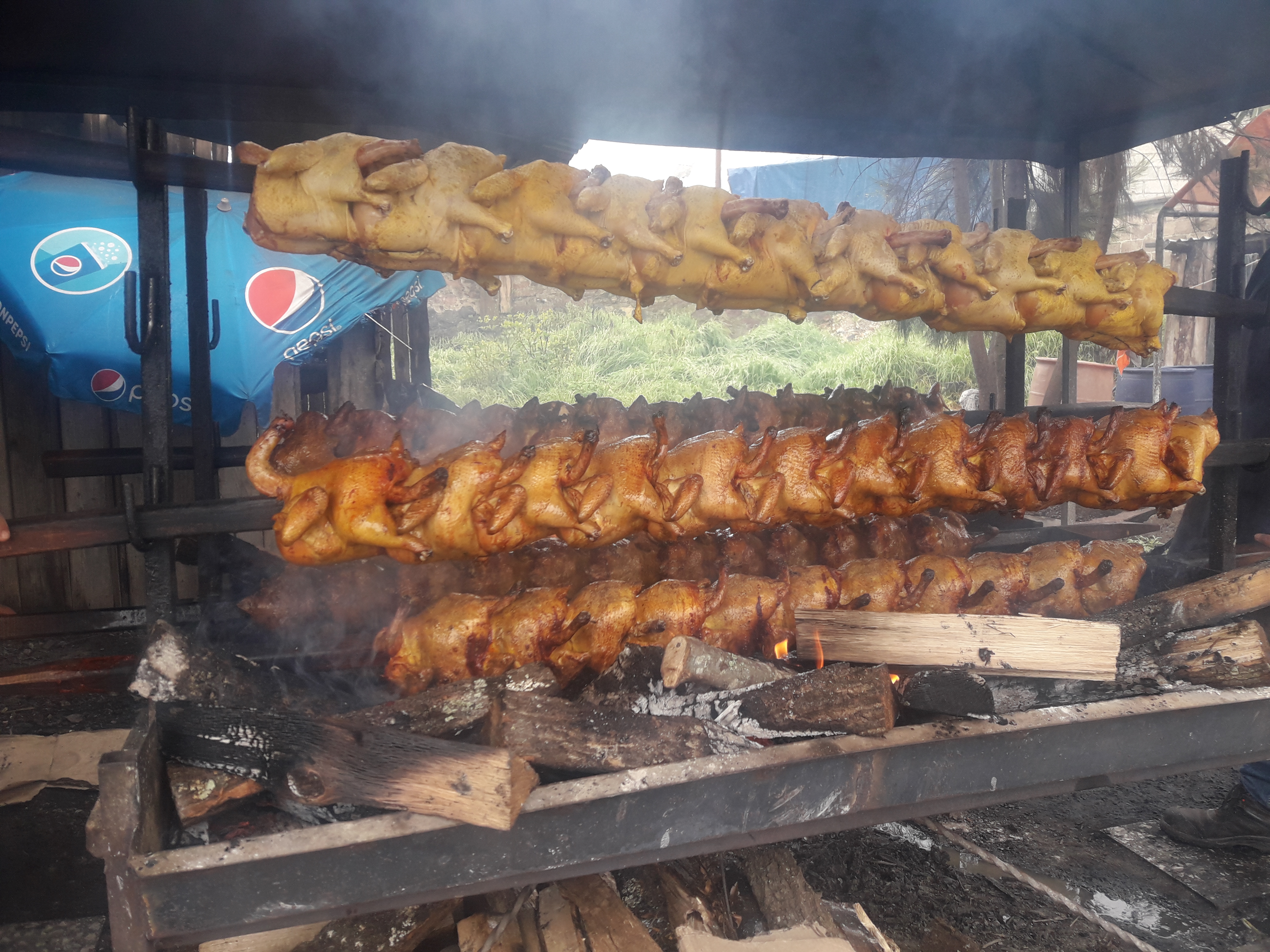 Pollos A La Leña image 1