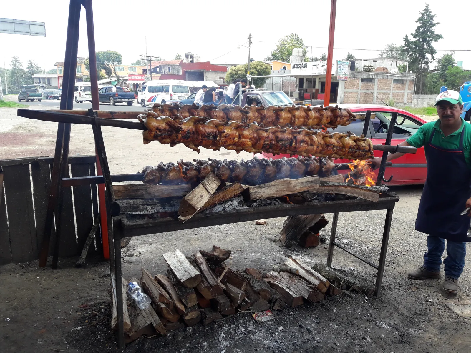Pollos A La Leña image 4