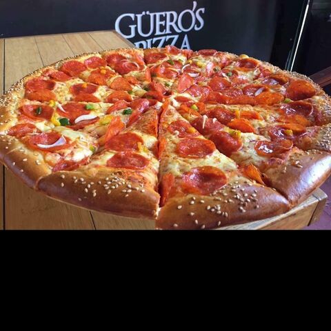 Güero’s Pizza Coroneo image 2