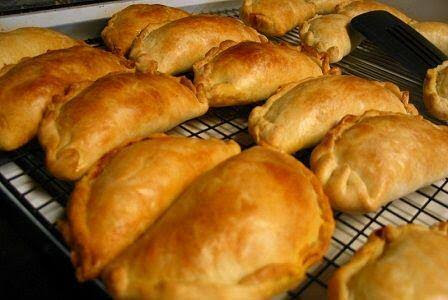 Pizzeria y Pastes Pekes image 3