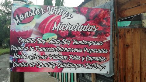 MICHELADAS MONSTER WINGS image 5