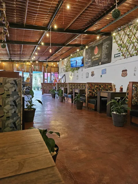 Mezcalito beer garden image 5