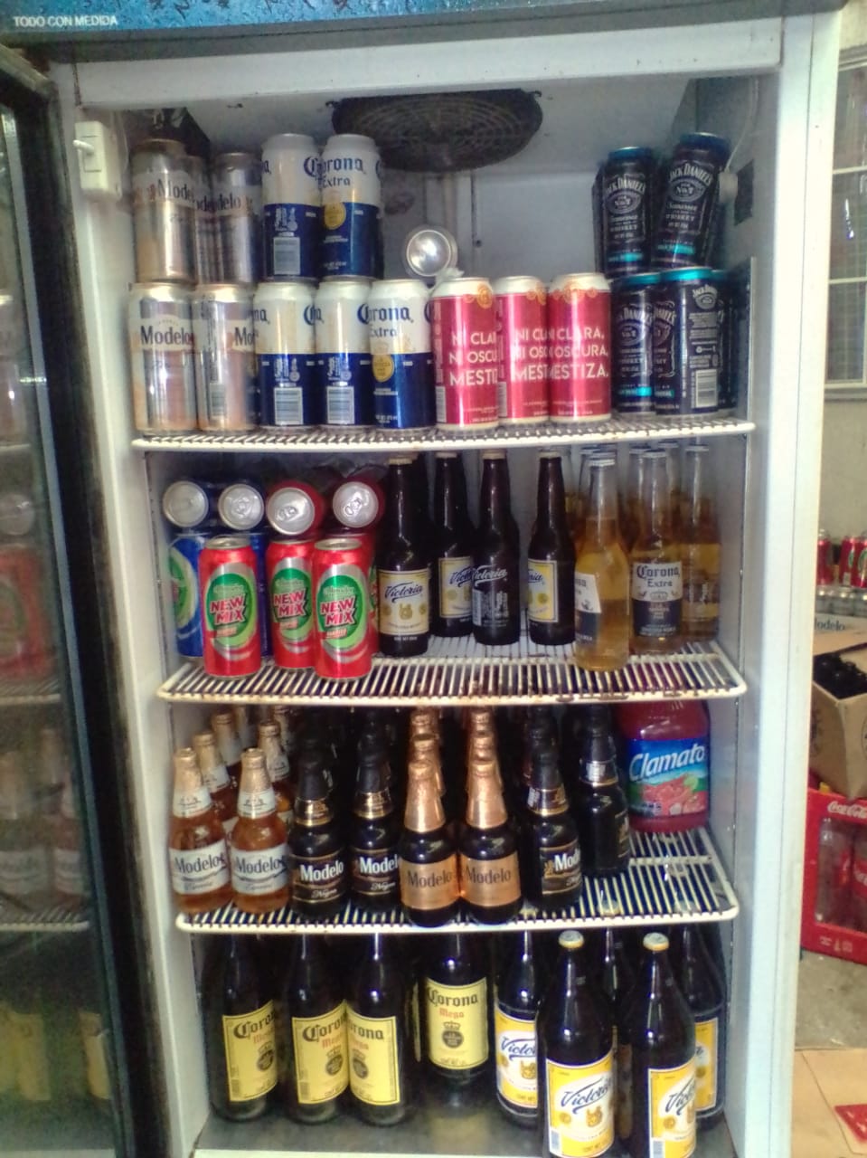 Antojitos Mexicanos "Mi Princesa" Especialidad Tlayudas Oaxaqueñas image 2