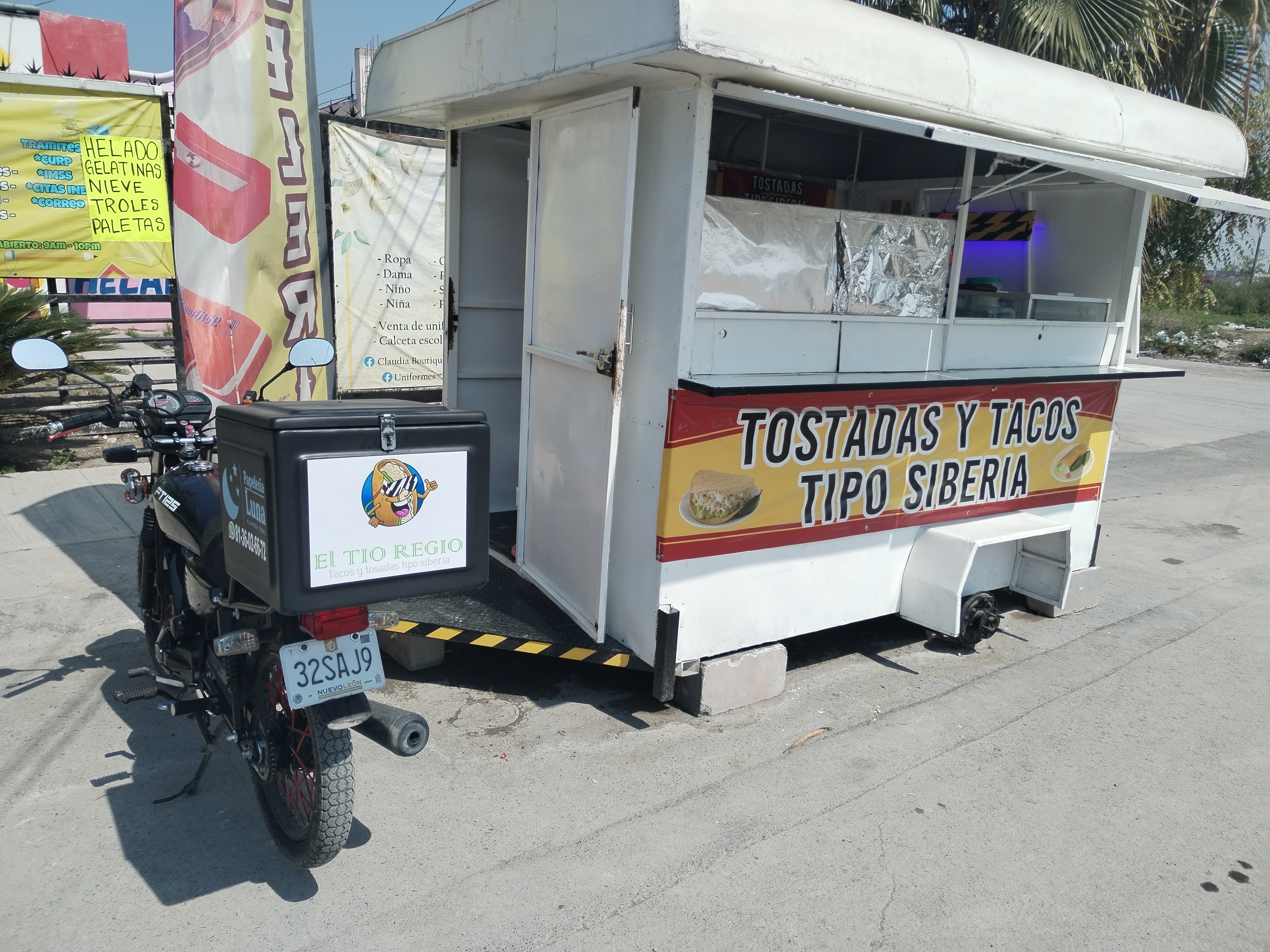 EL TIO REGIO tostadas y tacos tipo siberia image 6