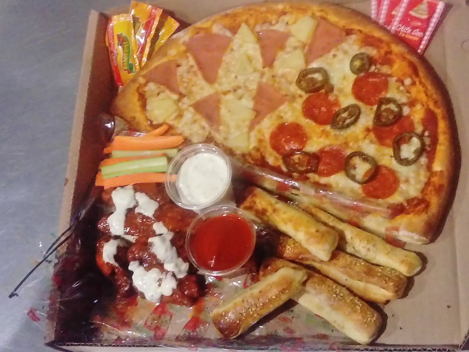LALOS PIZZA image 1