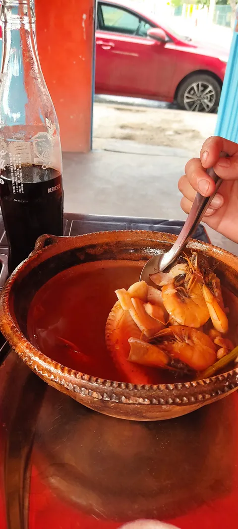 Mariscos las cazuelas image 7