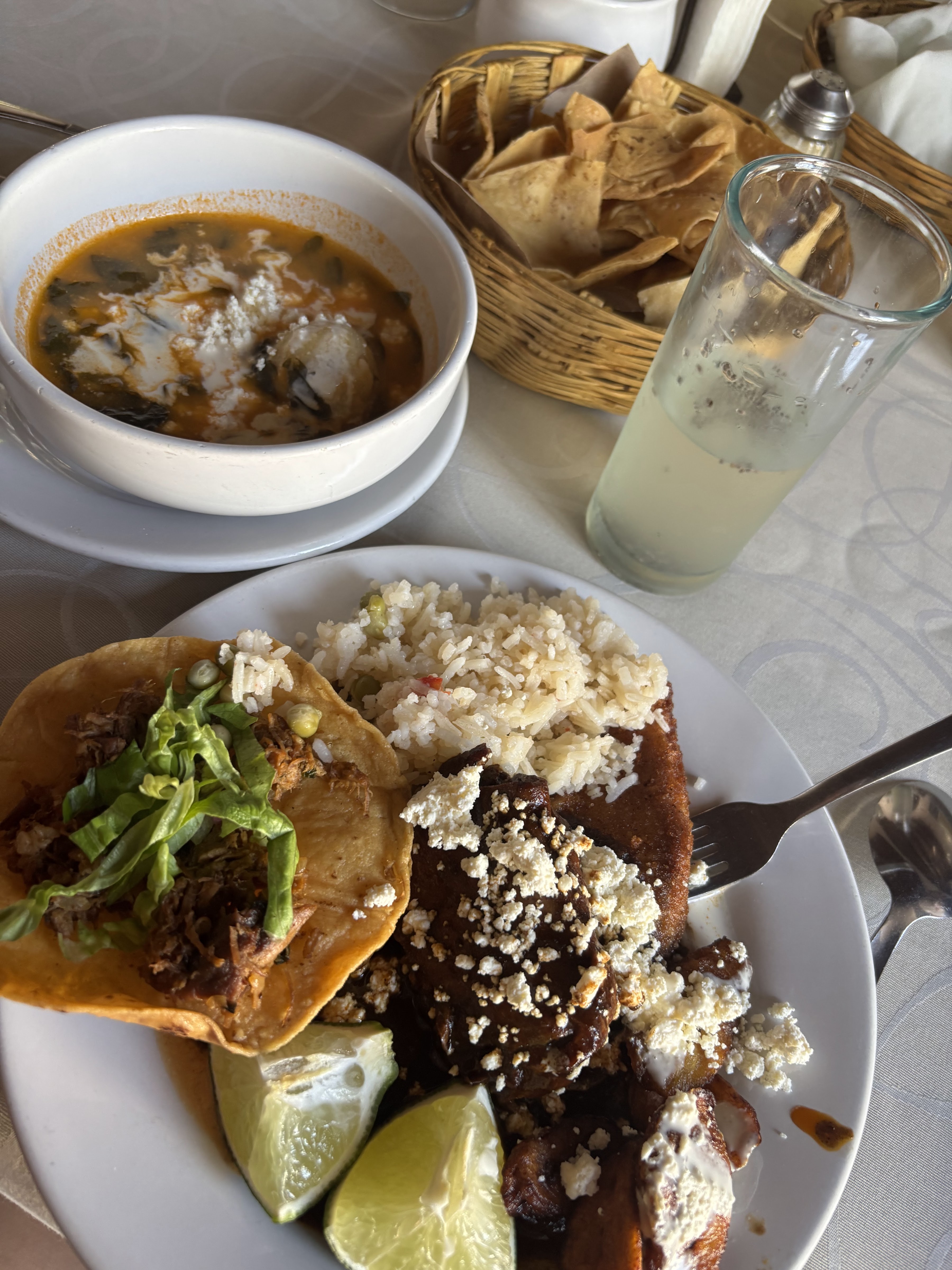 Jardínes de Chiapa Restaurante image 3