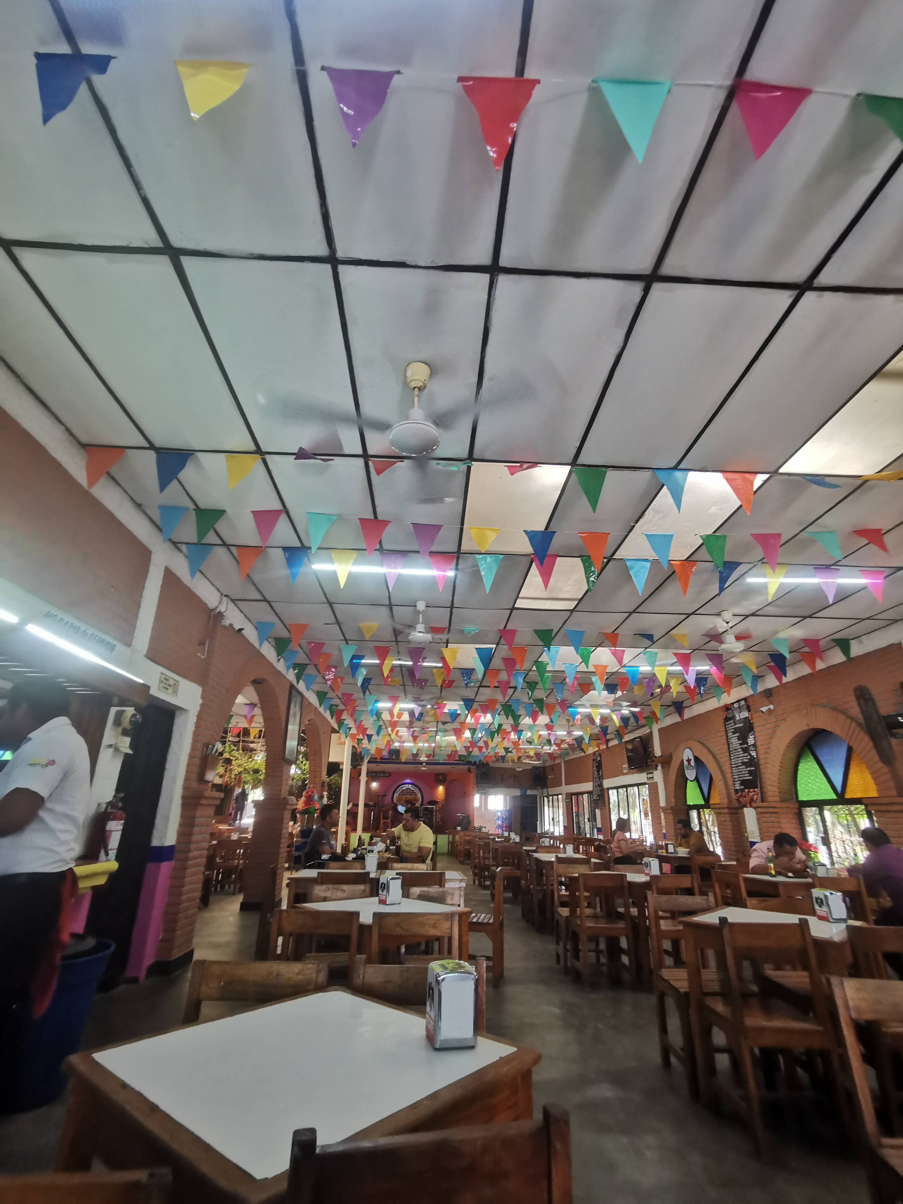 Los Ladrillos [Restaurante & Botanas] image 4