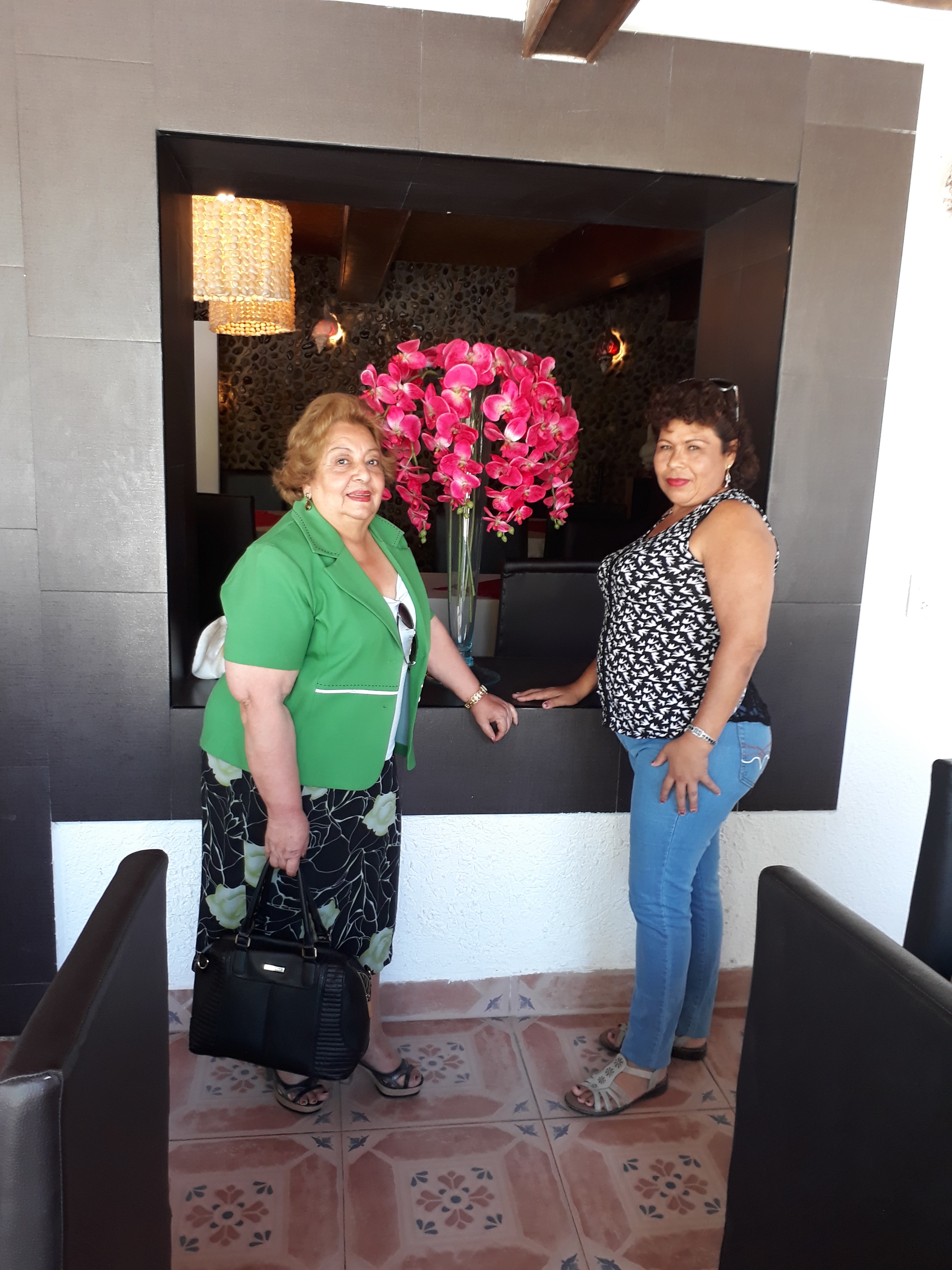 Los Caracoles Restaurante & Grill image 6