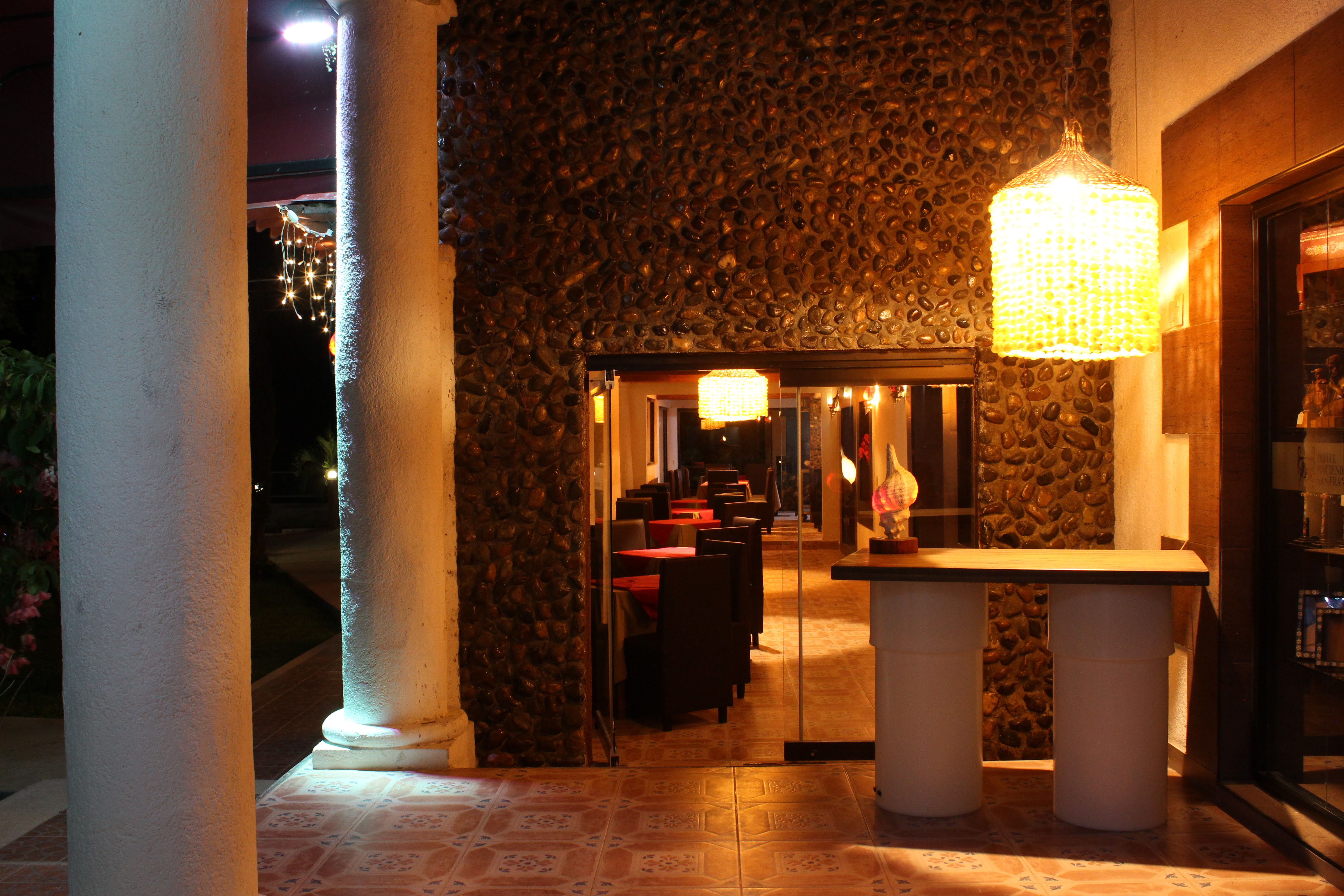 Los Caracoles Restaurante & Grill image 7