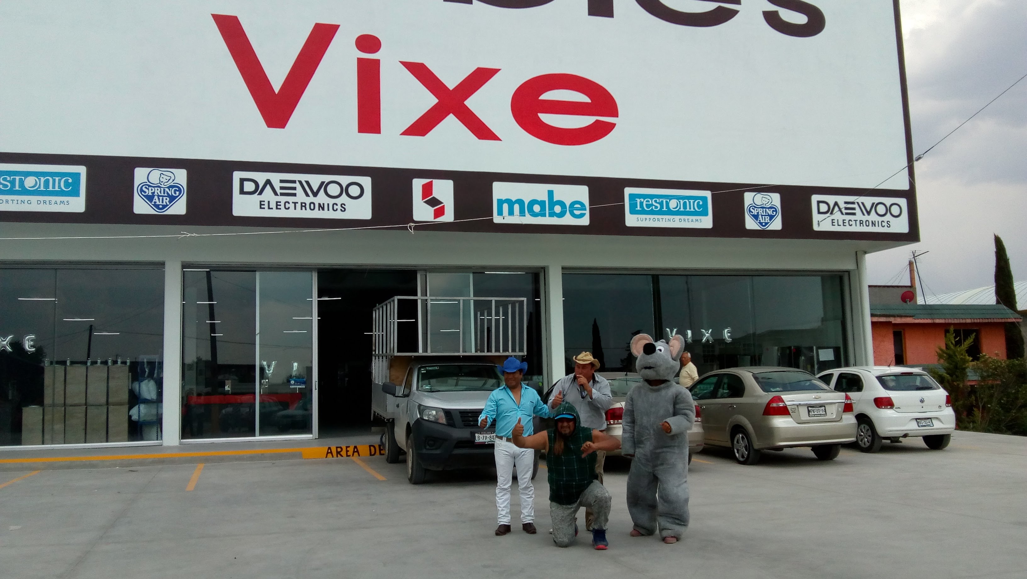 Cafeteria Babilon image 1