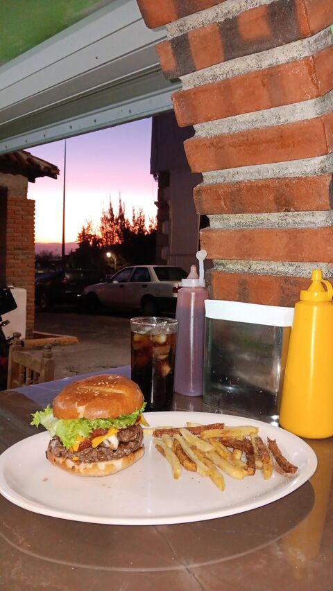 COWBOY'S BURGER image 1