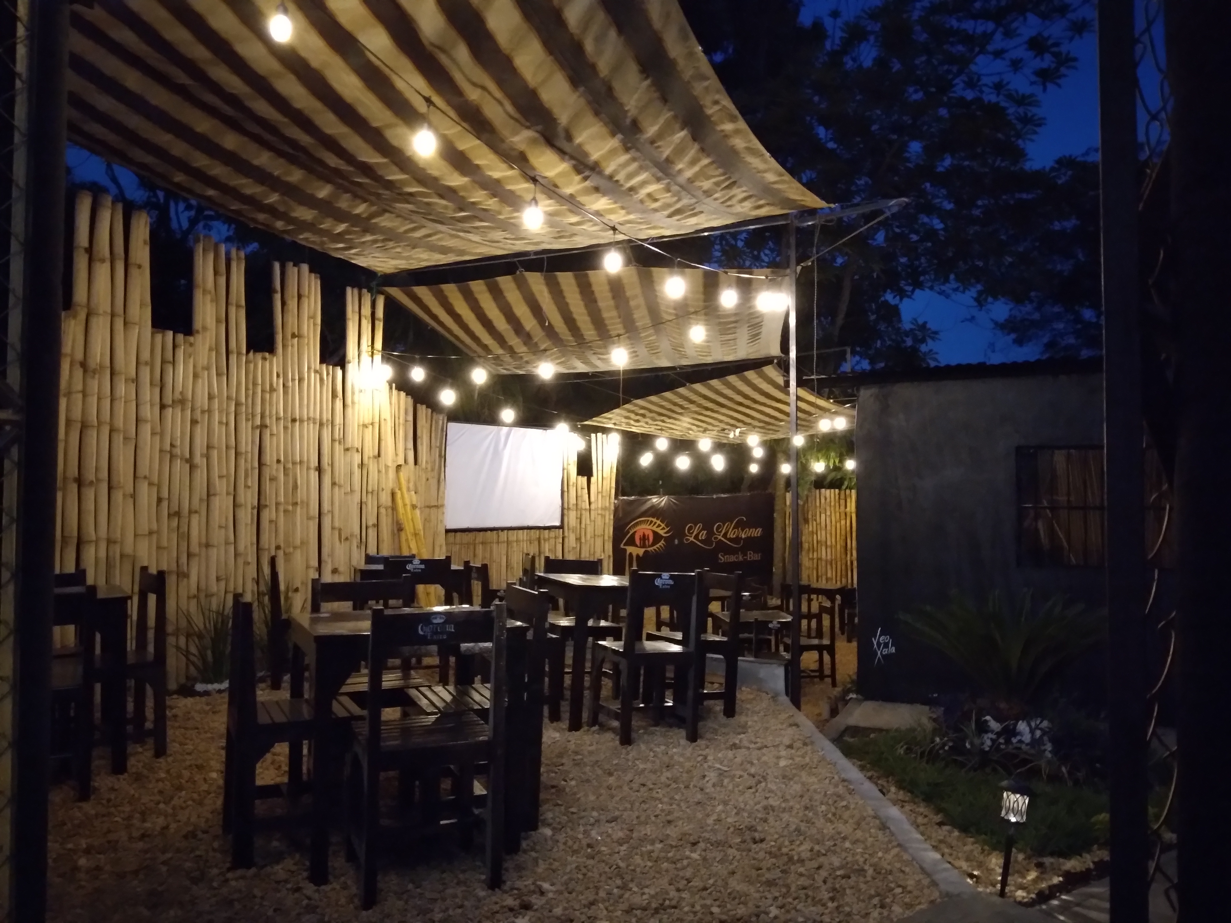 La llorona snacks-bar image 1