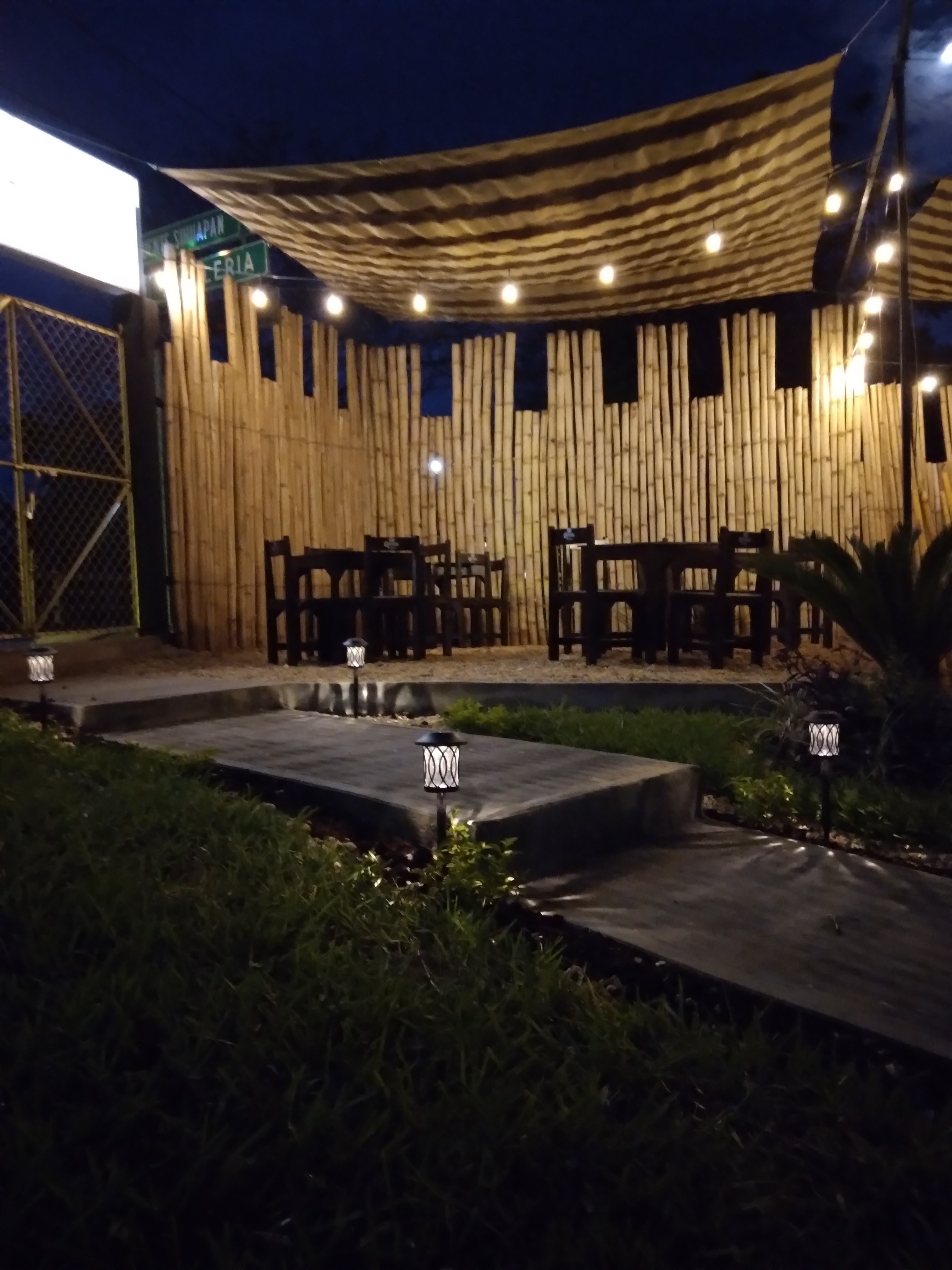 La llorona snacks-bar image 2