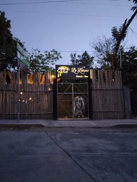 La llorona snacks-bar image 3