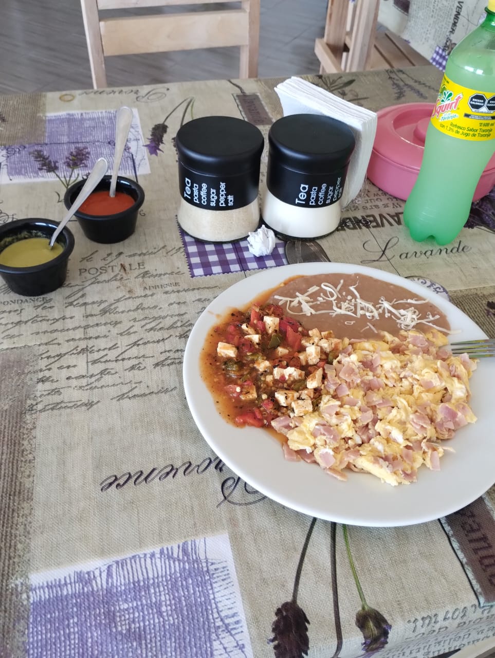 El Desayuno Restaurante image 9